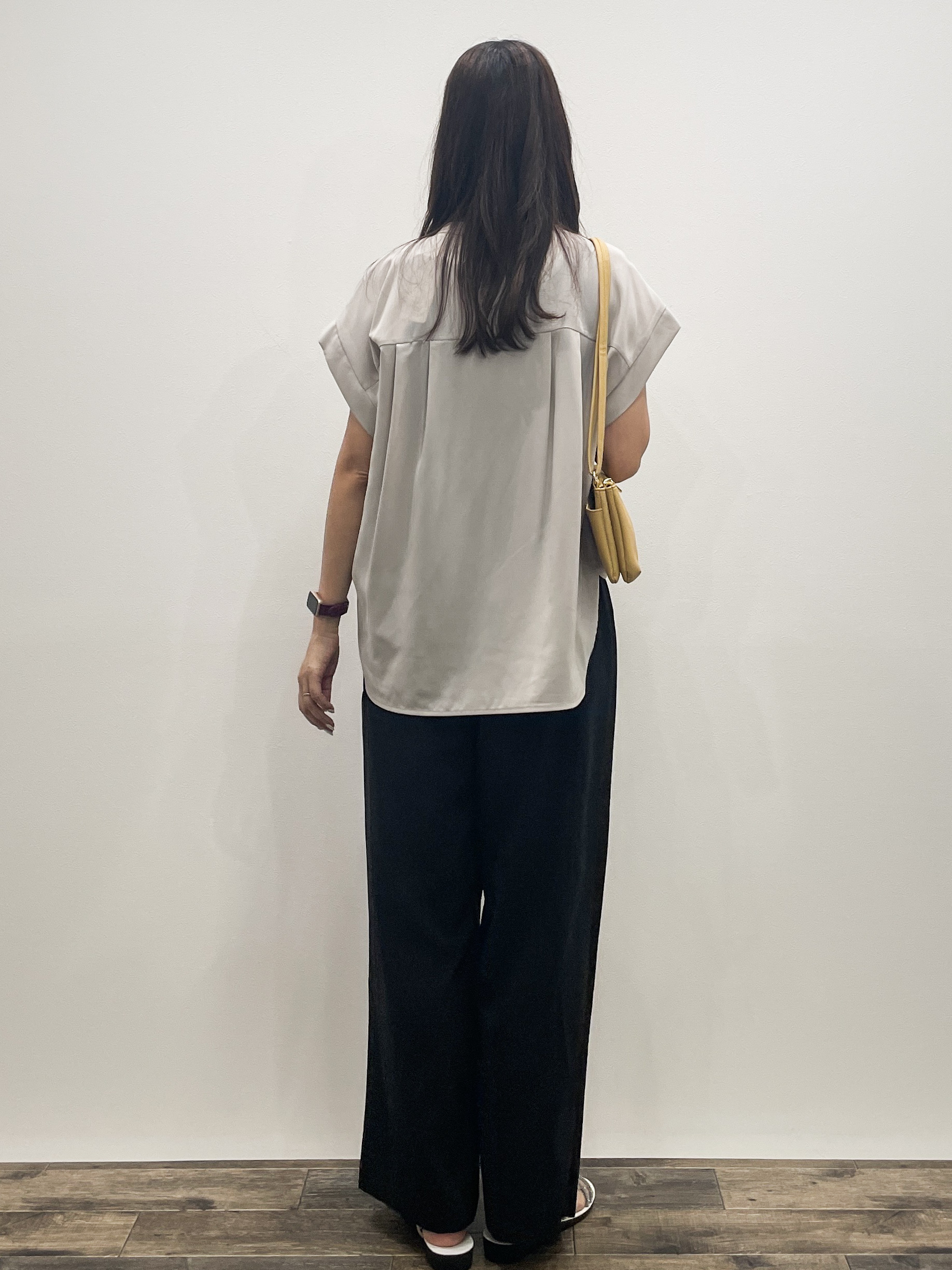 Aikoさんの「OPAQUE.CLIP｜《7色展開／SS-LLサイズ》ストレッチスキッパーブラウス／セットアップ対応【洗濯機洗い可／防シワ】」を使ったコーディネート