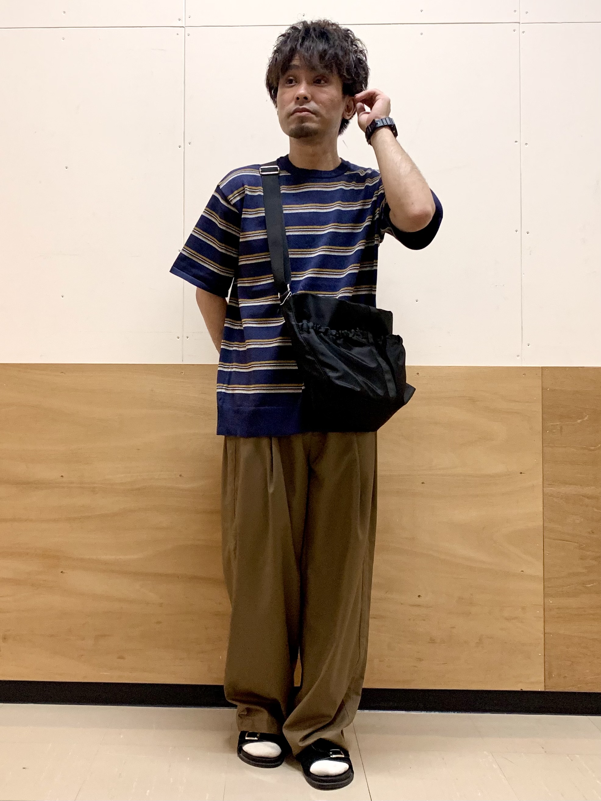 MATUさんの「THE SHOP TK｜【抗菌防臭／UVカット／洗濯機OK】和紙混 半袖ニット」を使ったコーディネート