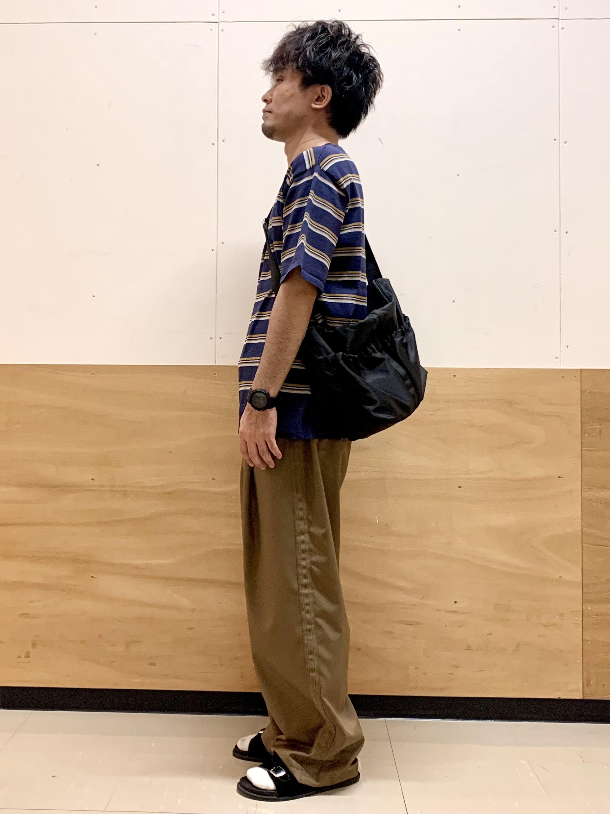 MATUさんの「THE SHOP TK｜【抗菌防臭／UVカット／洗濯機OK】和紙混 半袖ニット」を使ったコーディネート