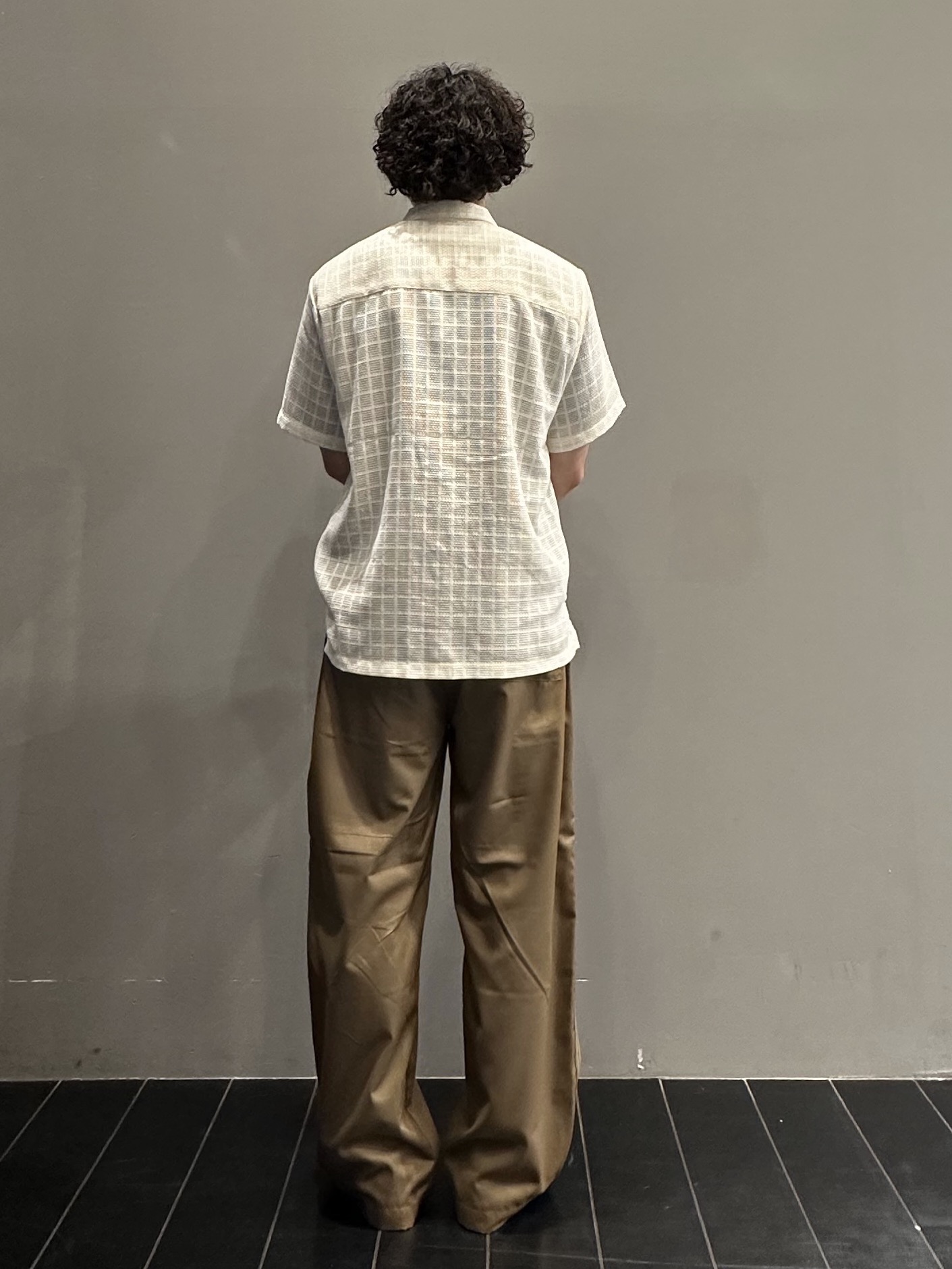 SHUさんの「THE SHOP TK｜【洗濯機OK】格子柄メッシュ半袖シャツ」を使ったコーディネート