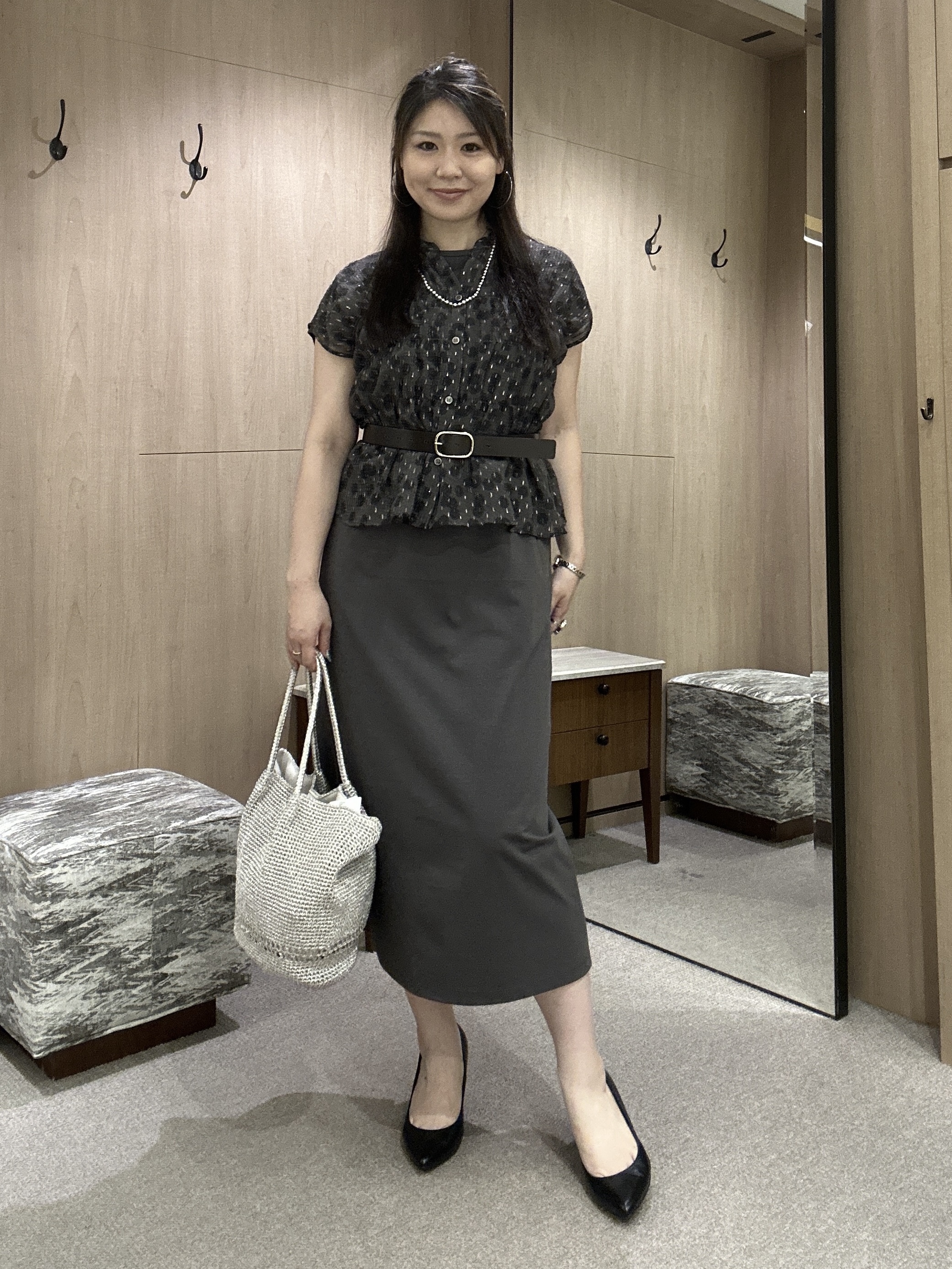YURIさんの「UNTITLED｜ヴィンテージドットブラウス」を使ったコーディネート