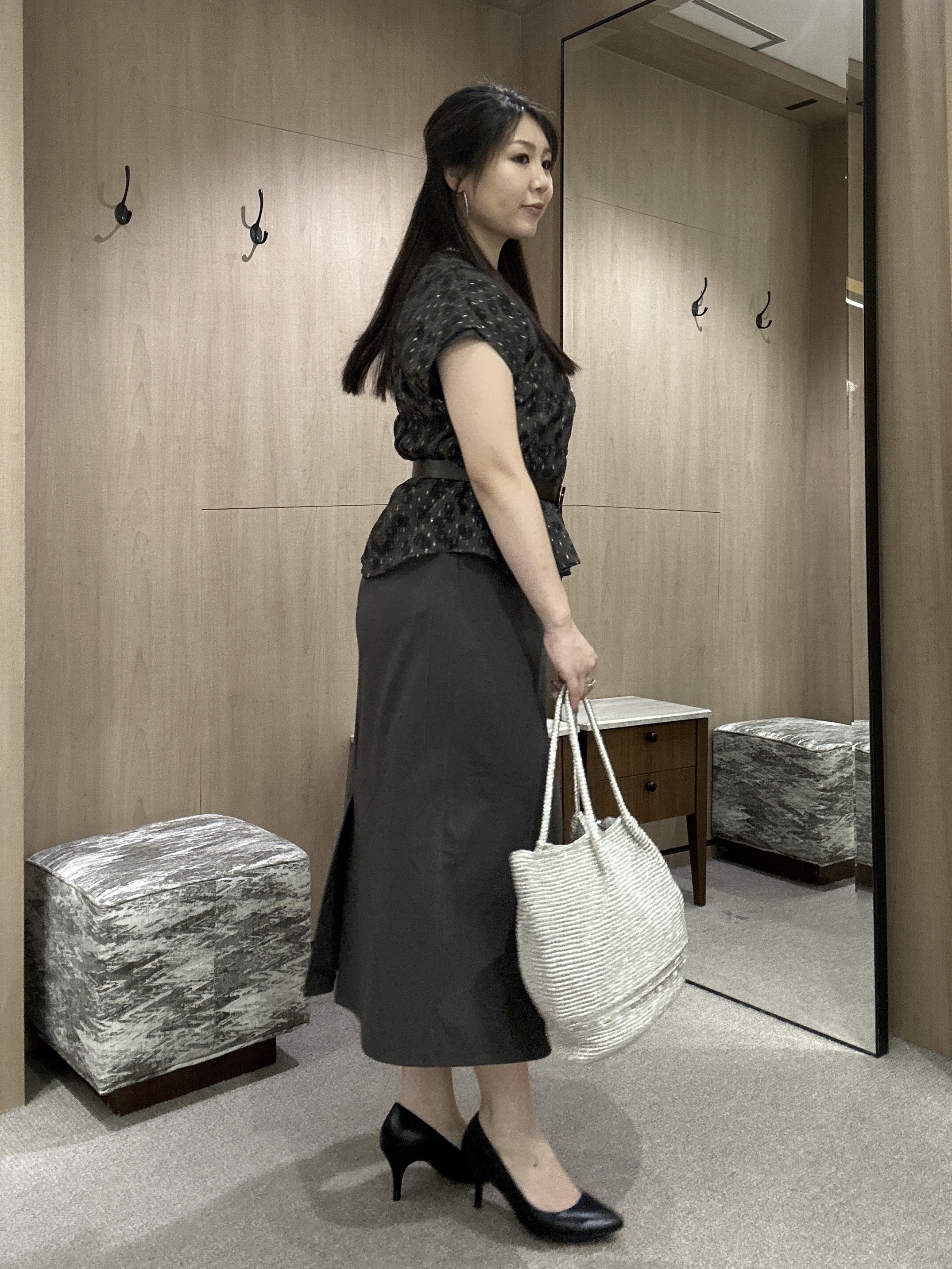 YURIさんの「UNTITLED｜ヴィンテージドットブラウス」を使ったコーディネート