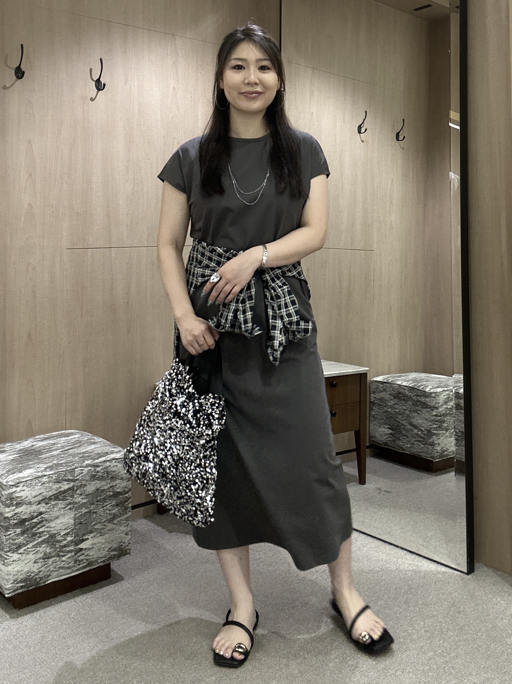 YURIさんの「UNTITLED｜シアーチェックシャツブラウス」を使ったコーディネート