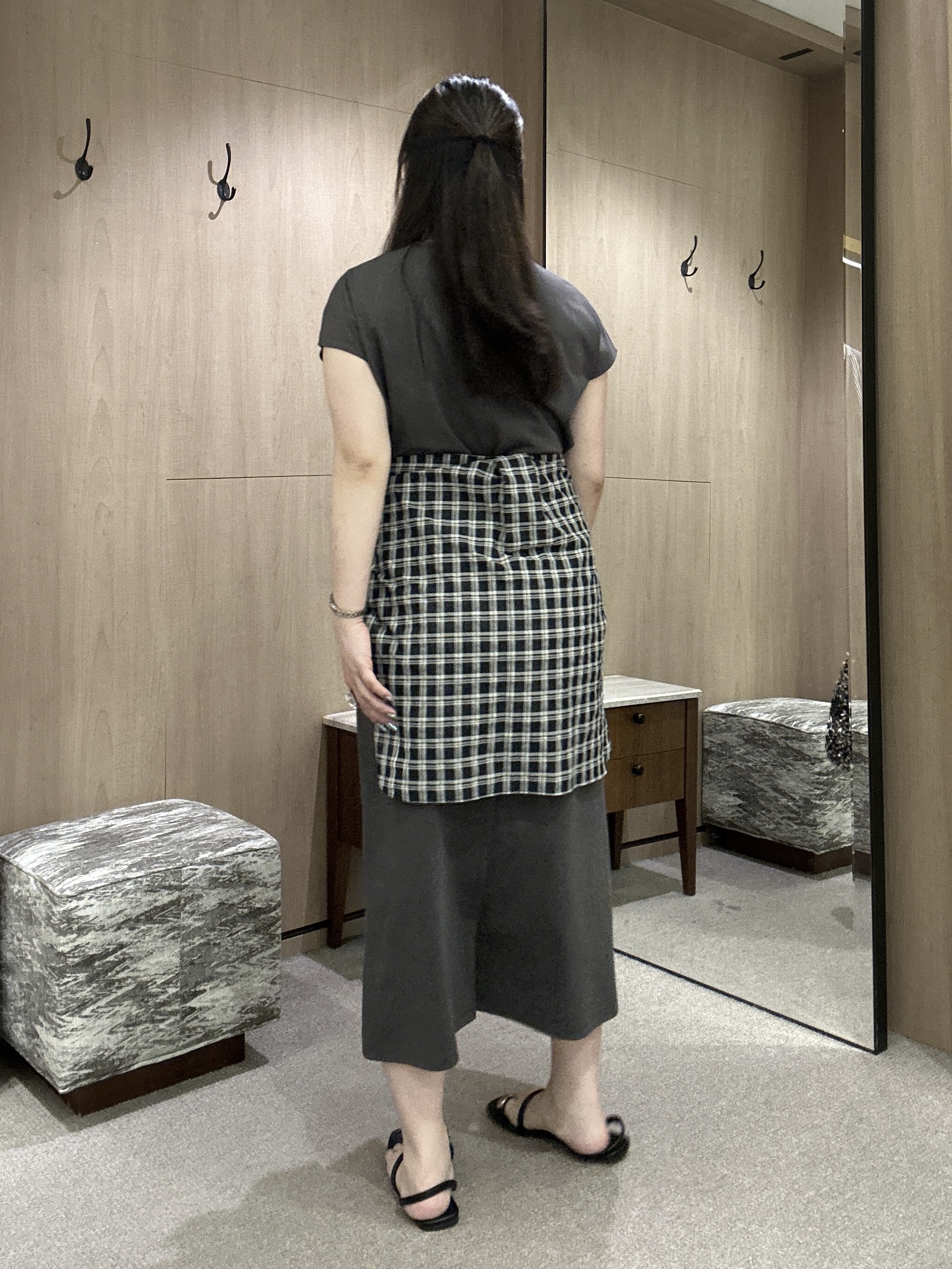YURIさんの「UNTITLED｜シアーチェックシャツブラウス」を使ったコーディネート