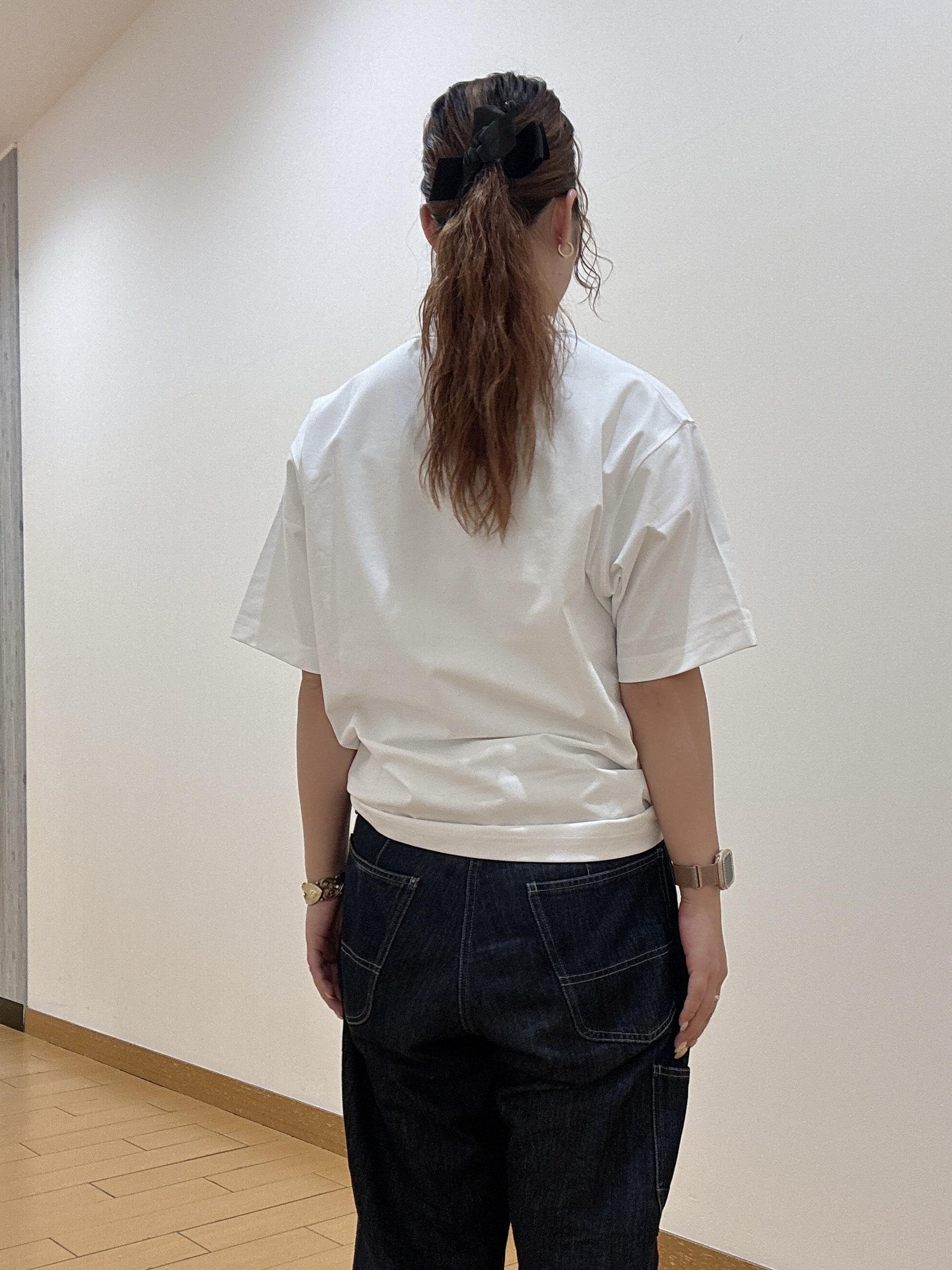 ヒナさんの「TAKEO KIKUCHI｜【汗染み軽減/接触冷感】フェイクレイヤード ワンポイント刺繍Ｔシャツ」を使ったコーディネート