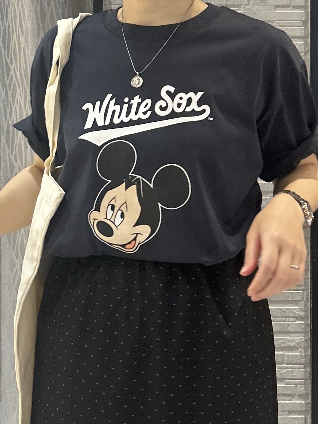 ga_riさんの「THE SHOP TK｜【Disney】【MLB】スペシャルデザイン半袖Tシャツ」を使ったコーディネート