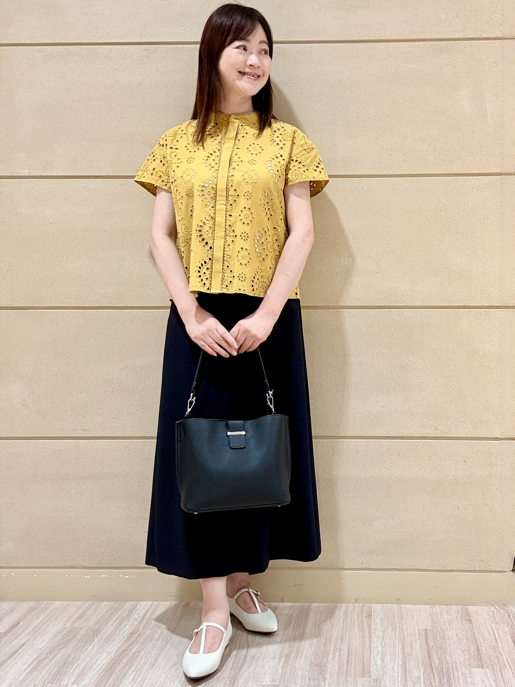 Marさんの「Reflect｜【通勤◎】カットワーク刺繍レース シャツブラウス」を使ったコーディネート
