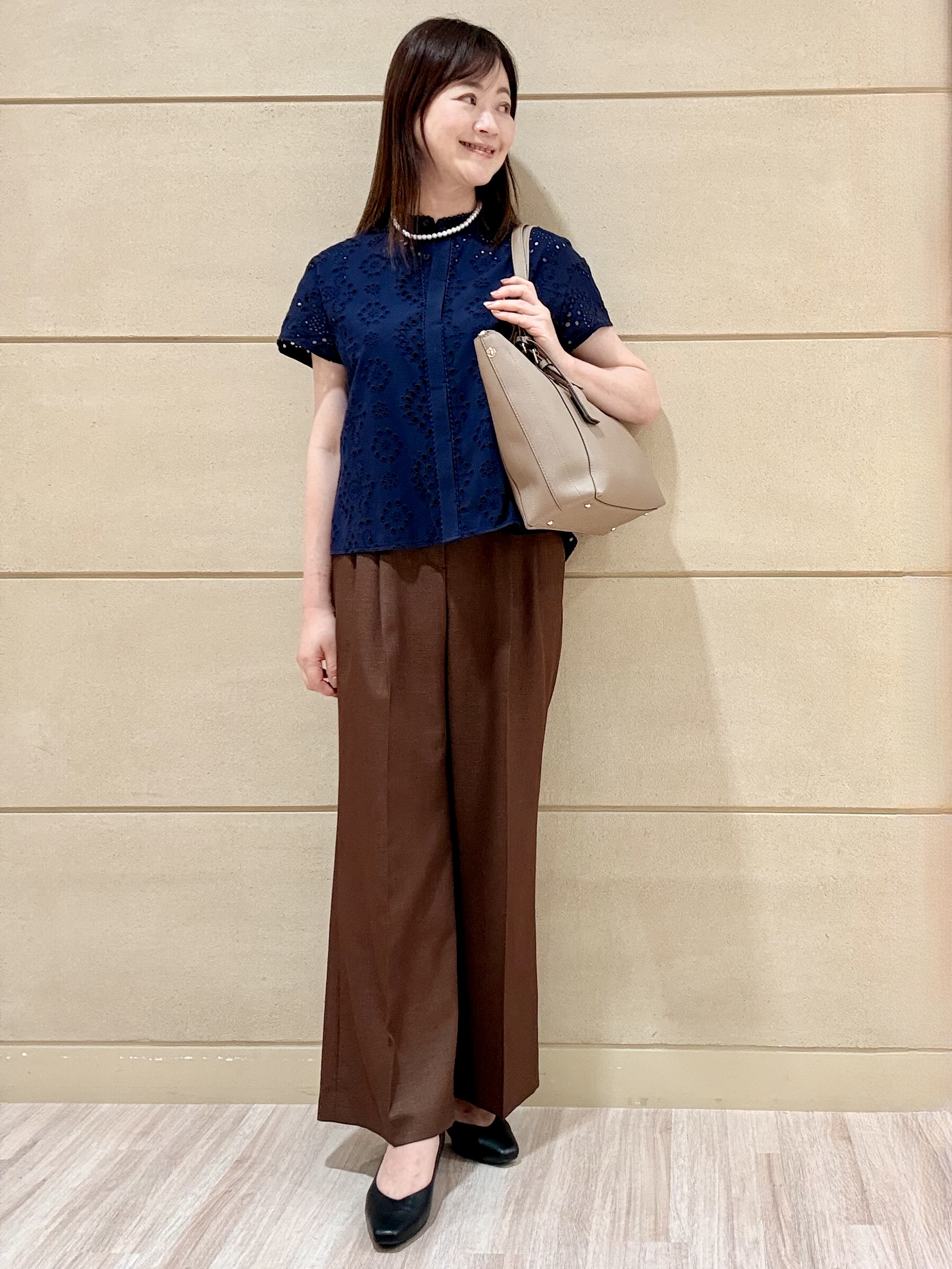 Marさんの「Reflect｜【通勤◎】カットワーク刺繍レース シャツブラウス」を使ったコーディネート