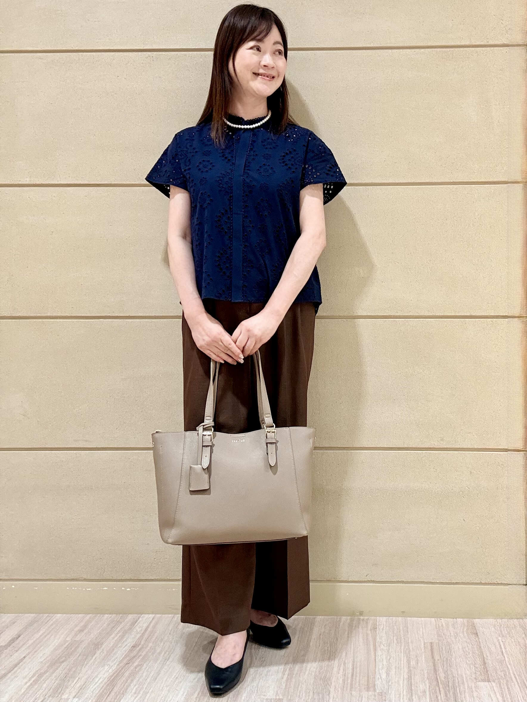 Marさんの「Reflect｜【通勤◎】カットワーク刺繍レース シャツブラウス」を使ったコーディネート
