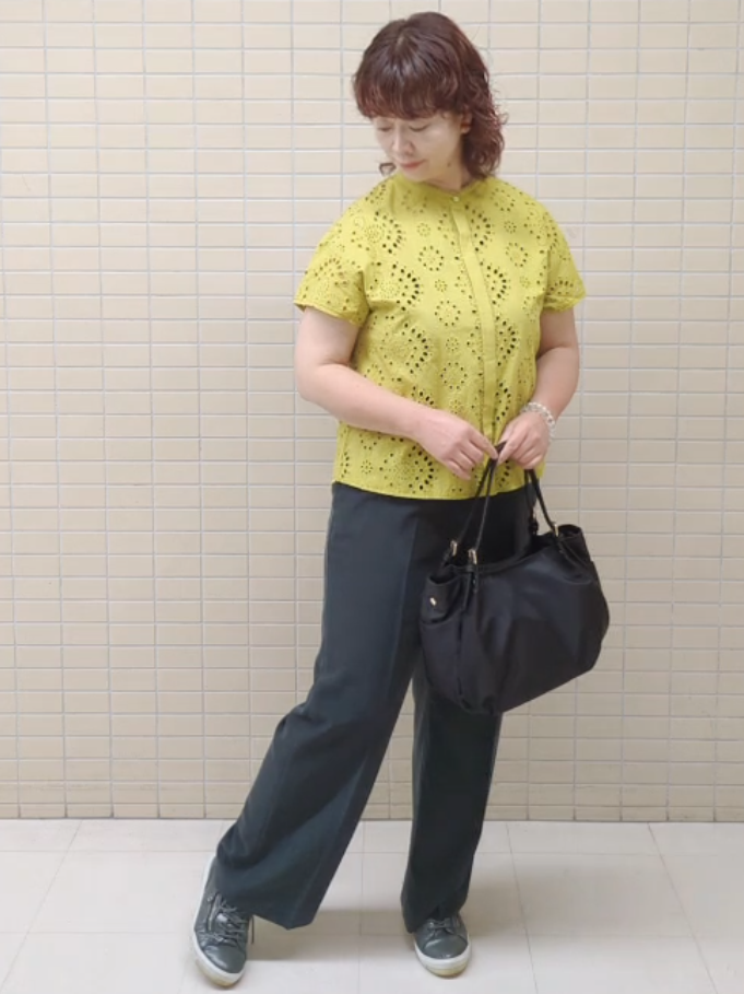 ハム太郎さんの「Reflect｜【通勤◎】カットワーク刺繍レース シャツブラウス」を使ったコーディネート