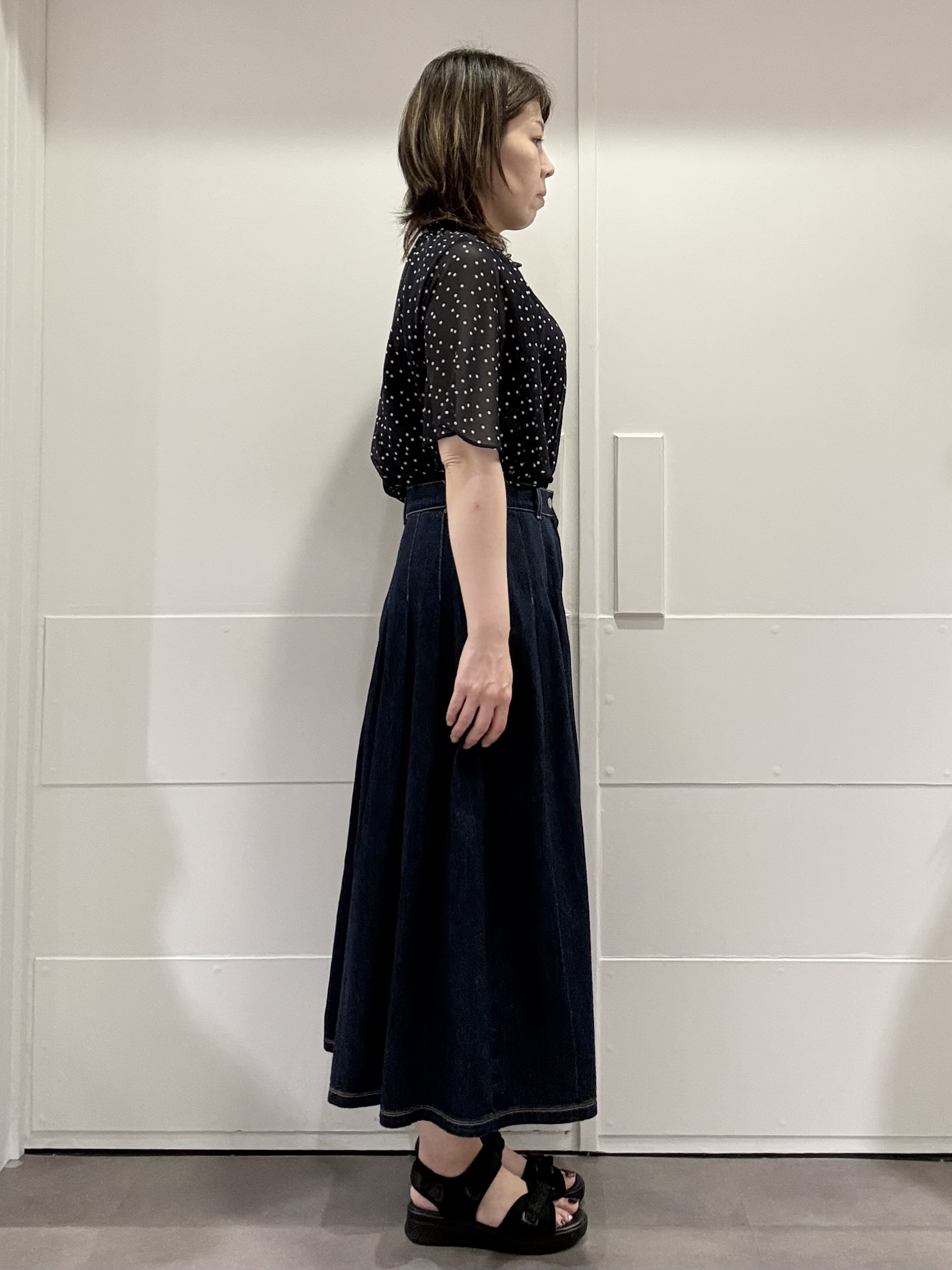 mamiさんの「Reflect｜【セットアップ／手洗い可】ドット柄シアーブラウス」を使ったコーディネート