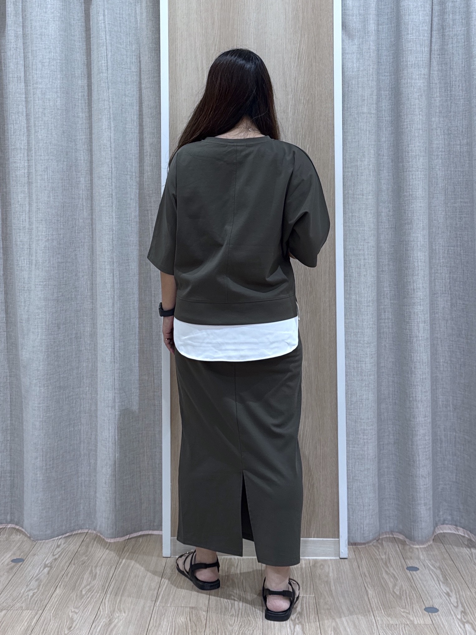 sachiさんの「grove｜【着回し◎】レイヤード風セットアップ」を使ったコーディネート