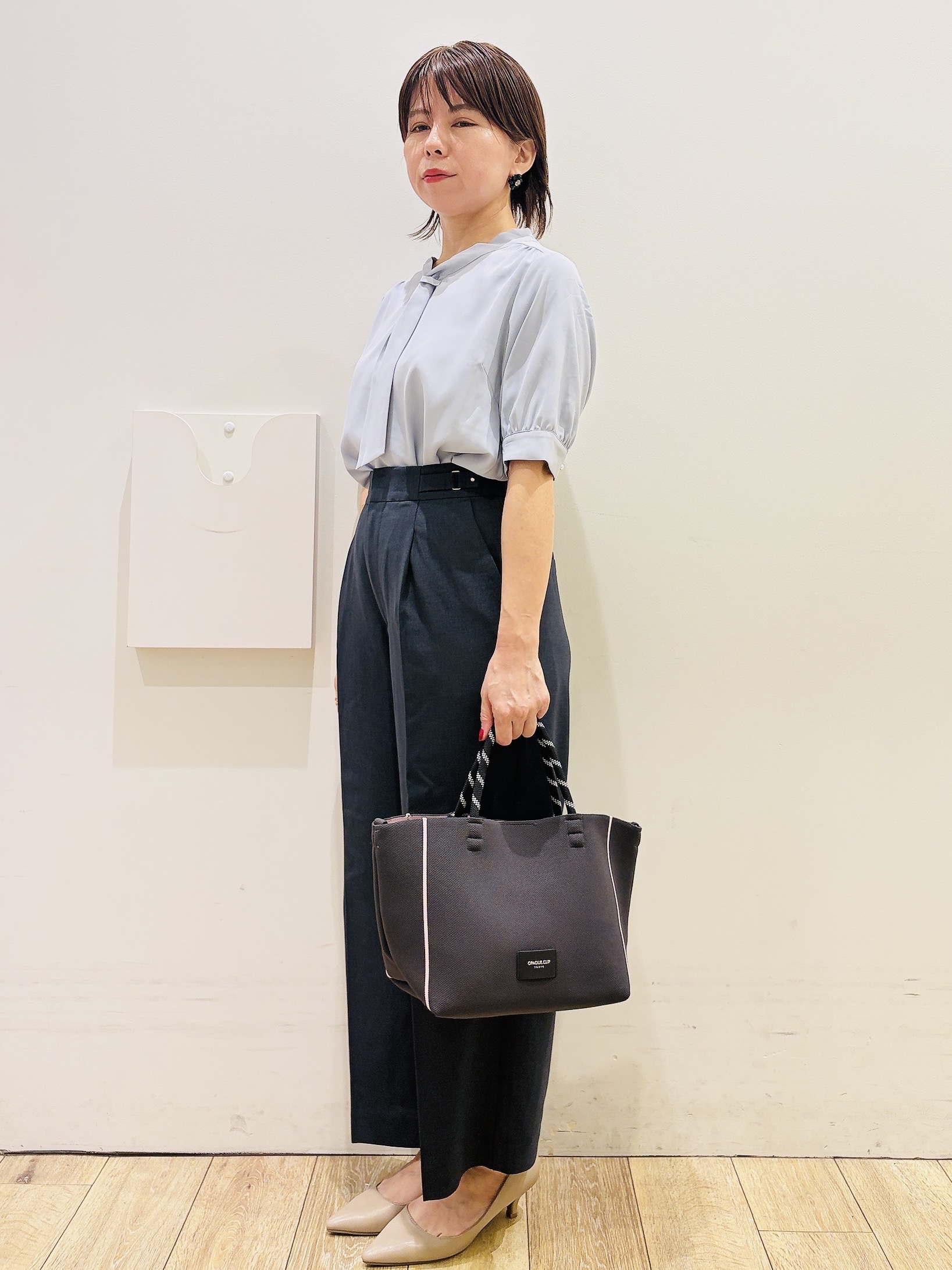 YUKOさんの「index｜ジョーゼットボウタイブラウス【洗濯機OK】」を使ったコーディネート