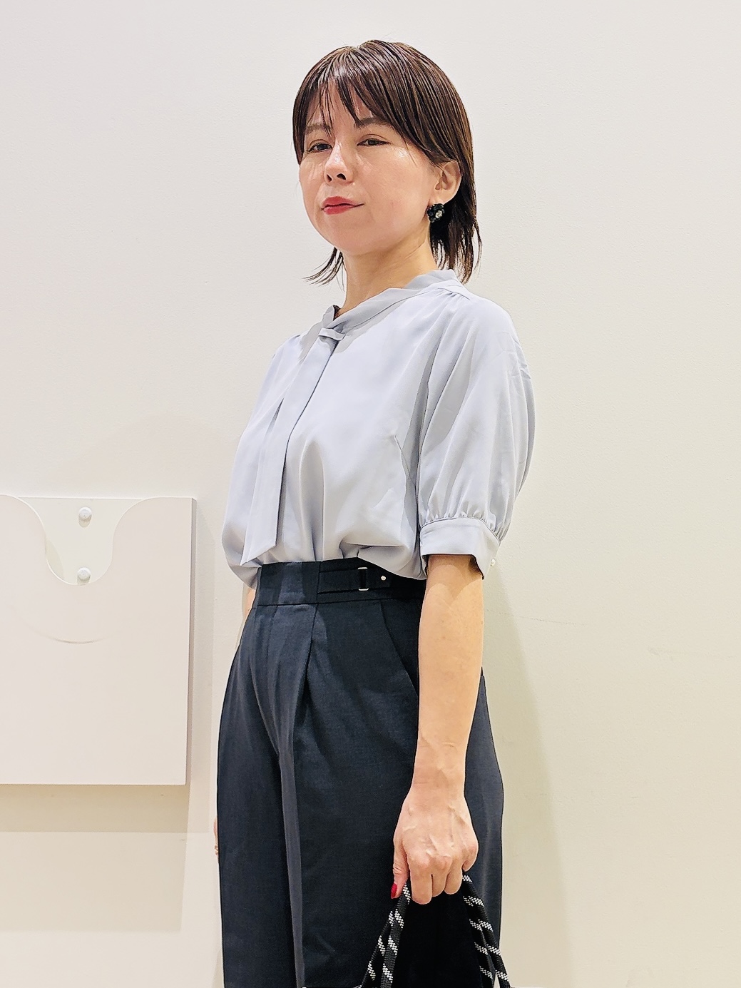 YUKOさんの「index｜ジョーゼットボウタイブラウス【洗濯機OK】」を使ったコーディネート
