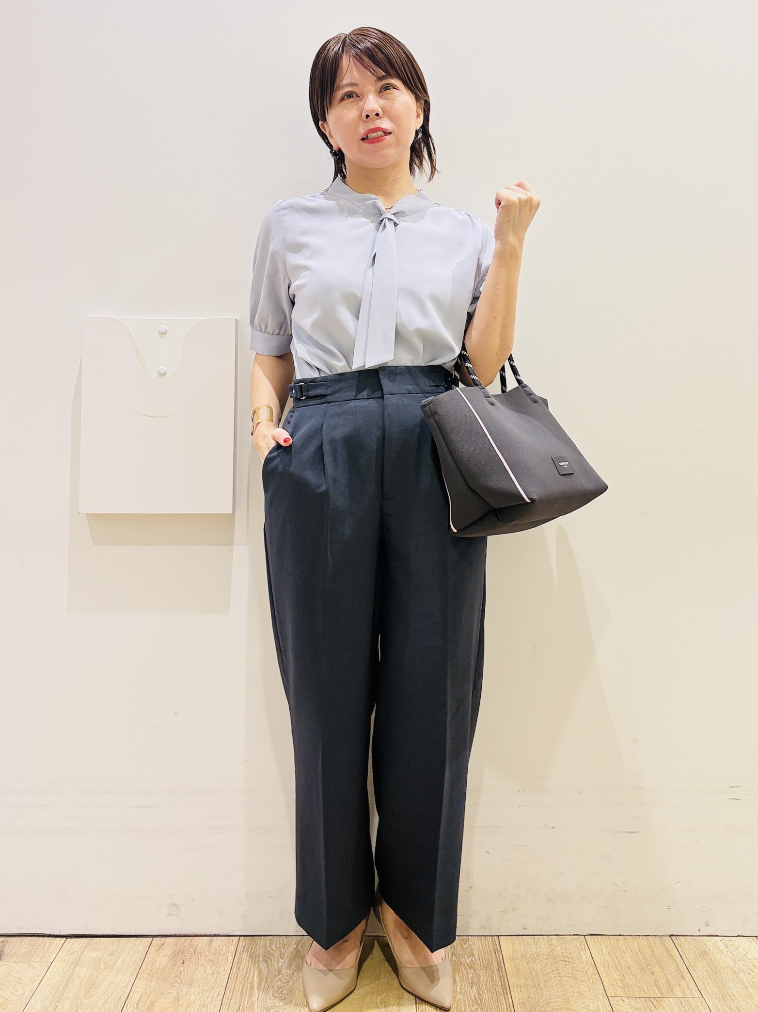 YUKOさんの「index｜ジョーゼットボウタイブラウス【洗濯機OK】」を使ったコーディネート