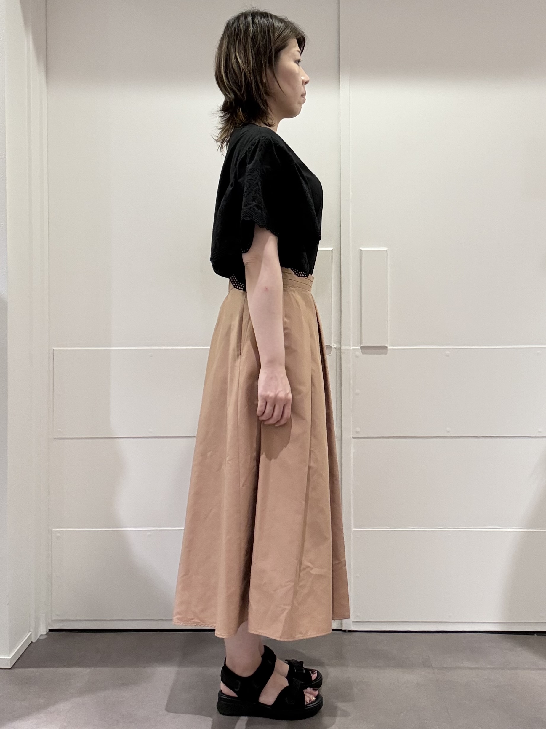 mamiさんの「Reflect｜【通勤◎】スカラップレーススリーブ ブラウス」を使ったコーディネート