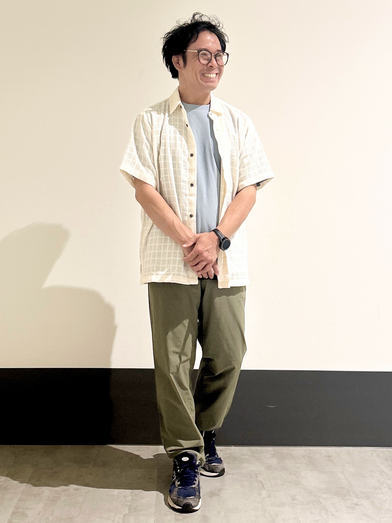 KENJI Iさんの「THE SHOP TK｜【洗濯機OK】格子柄メッシュ半袖シャツ」を使ったコーディネート