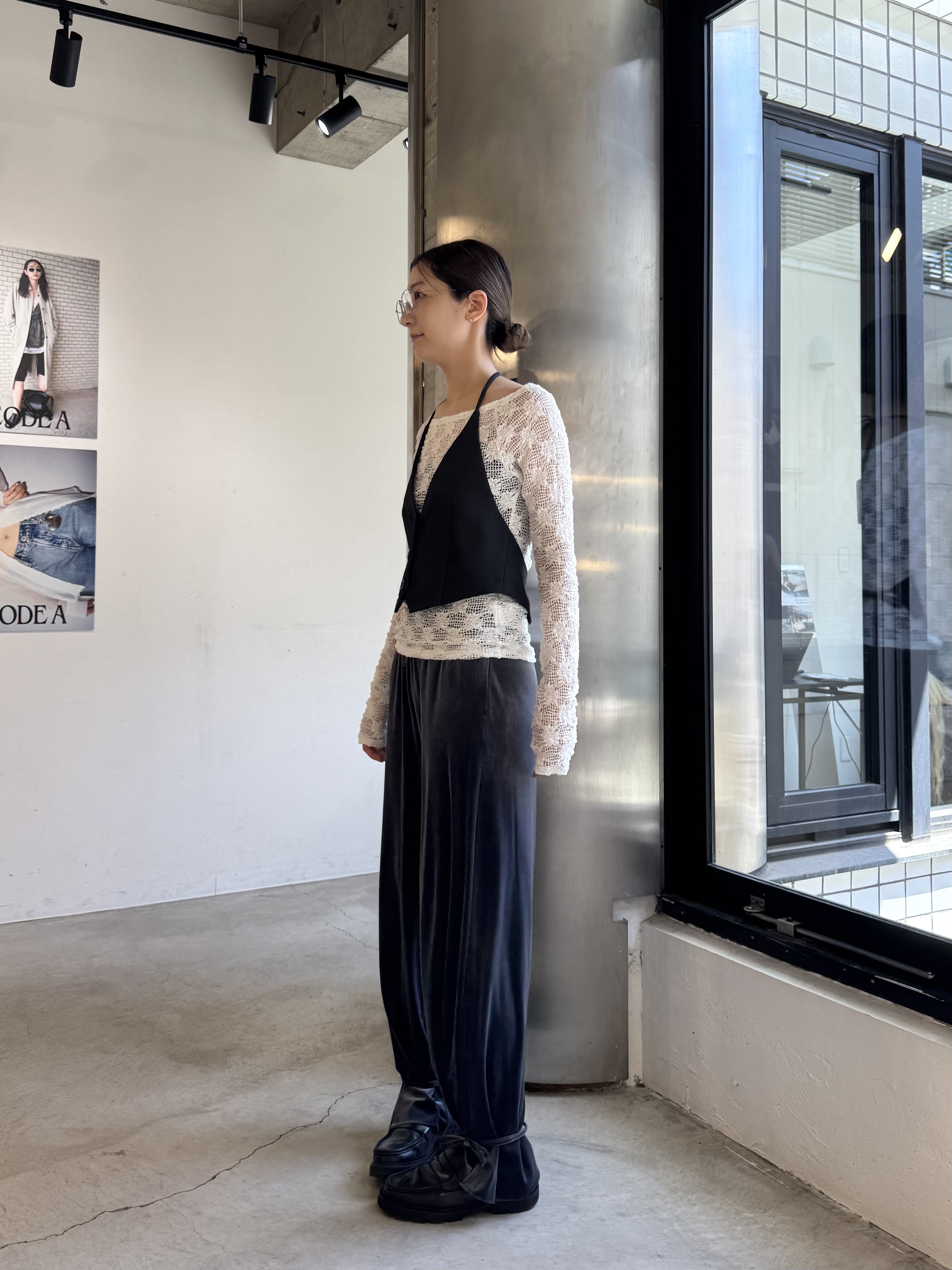 uchi__yamaさんの「CODE A｜back ribbon vest」を使ったコーディネート