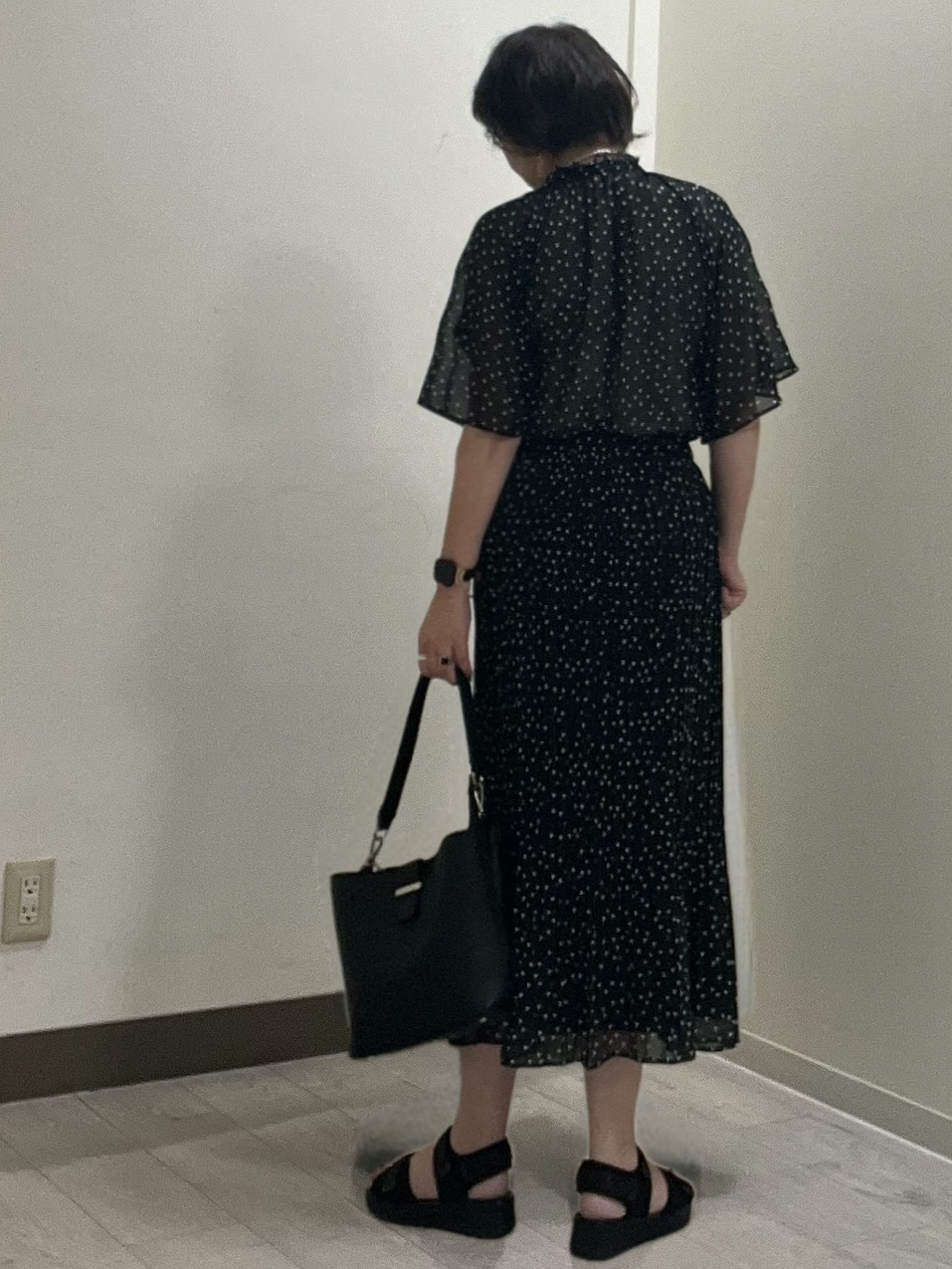 mariさんの「Reflect｜【セットアップ／手洗い可】ドット柄シアーブラウス」を使ったコーディネート