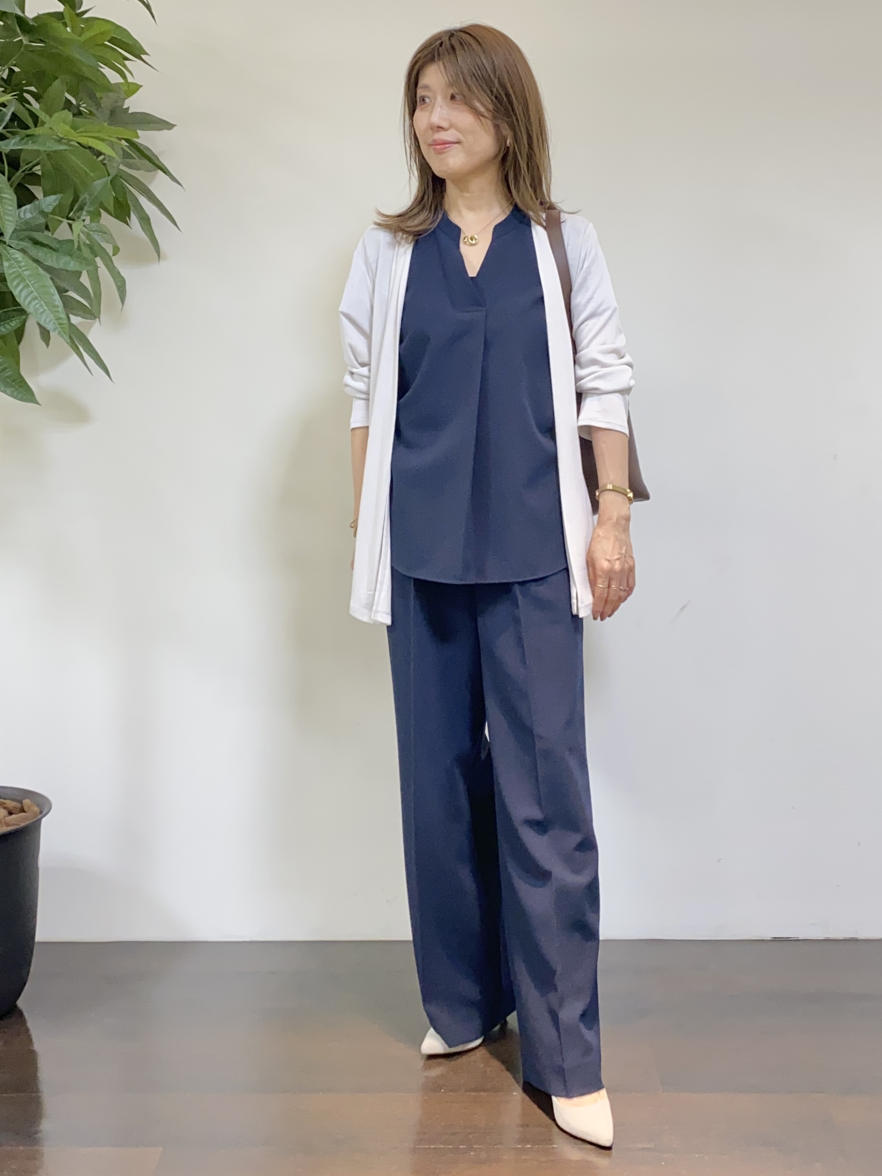 tomoさんの「UNTITLED｜【接触冷感/UVカット/遮熱機能】フライスジャージカーディガン」を使ったコーディネート