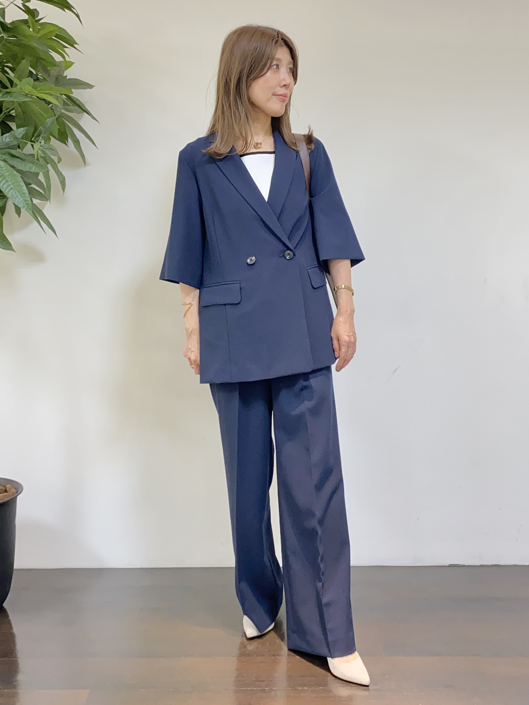 tomoさんの「UNTITLED｜【セットアップ可/UVカット/通気性】エアリークール半袖ジャケット」を使ったコーディネート