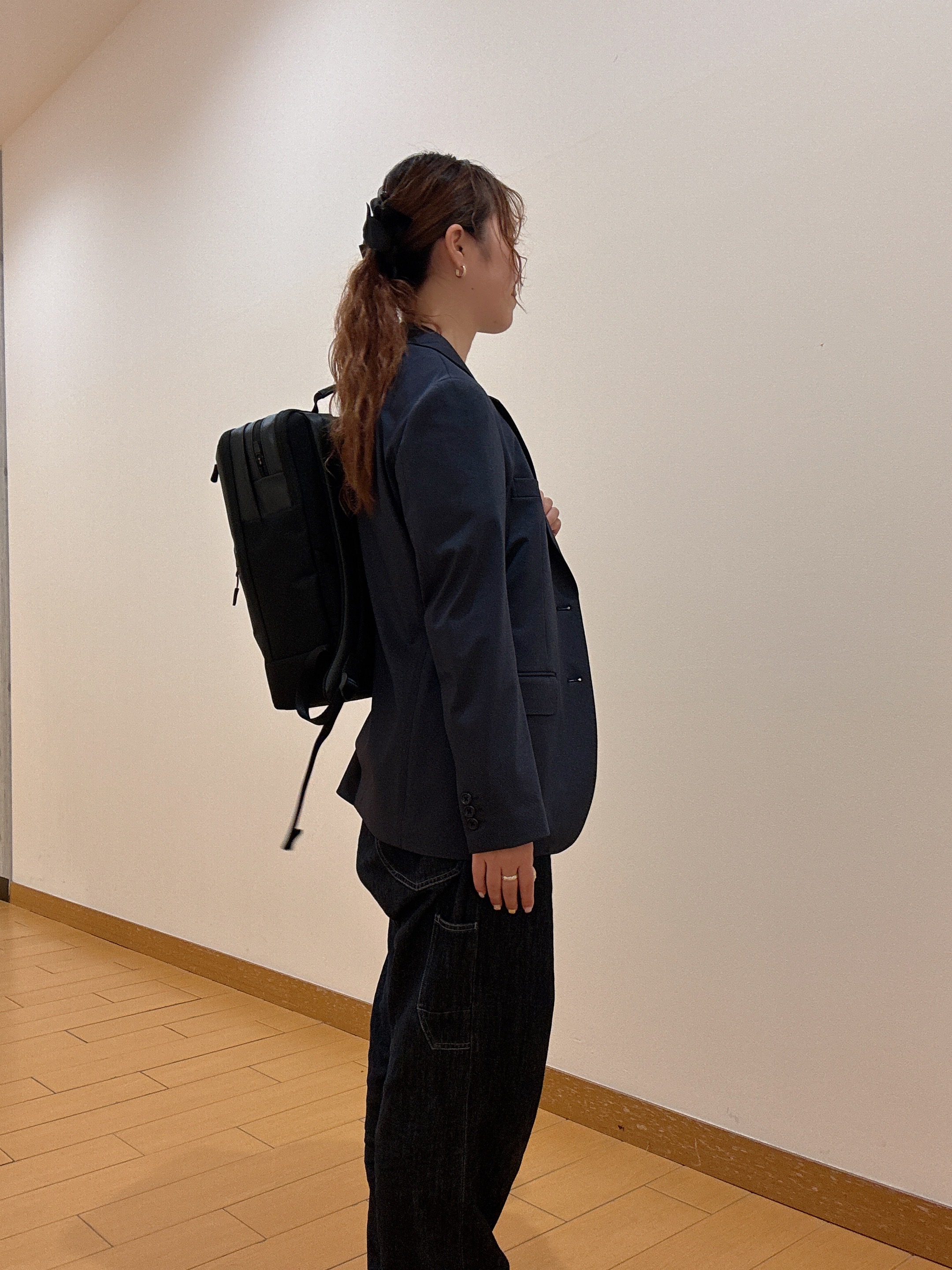 ヒナさんの「TAKEO KIKUCHI｜【汗染み軽減/接触冷感】フェイクレイヤード ワンポイント刺繍Ｔシャツ」を使ったコーディネート