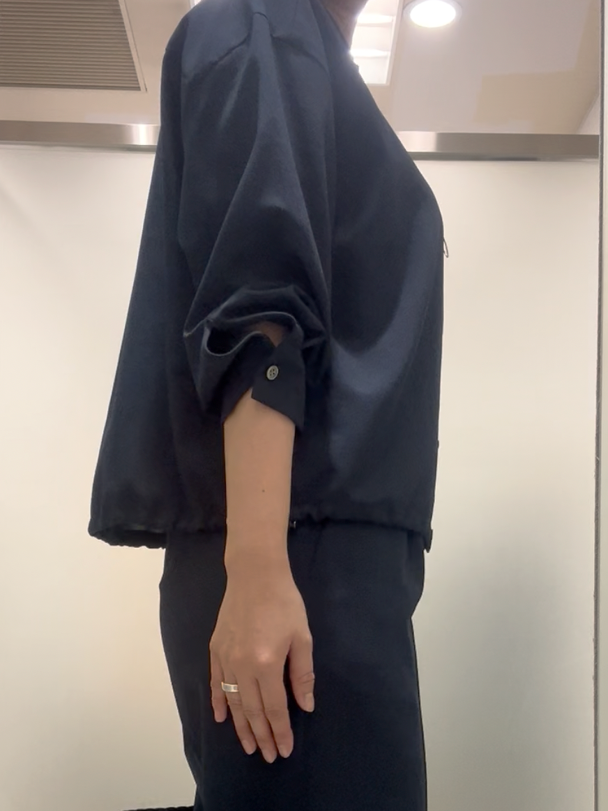 まどかさんの「UNTITLED｜【セットアップ可/UVカット/接触冷感】エアリークールドロストシャツ」を使ったコーディネート