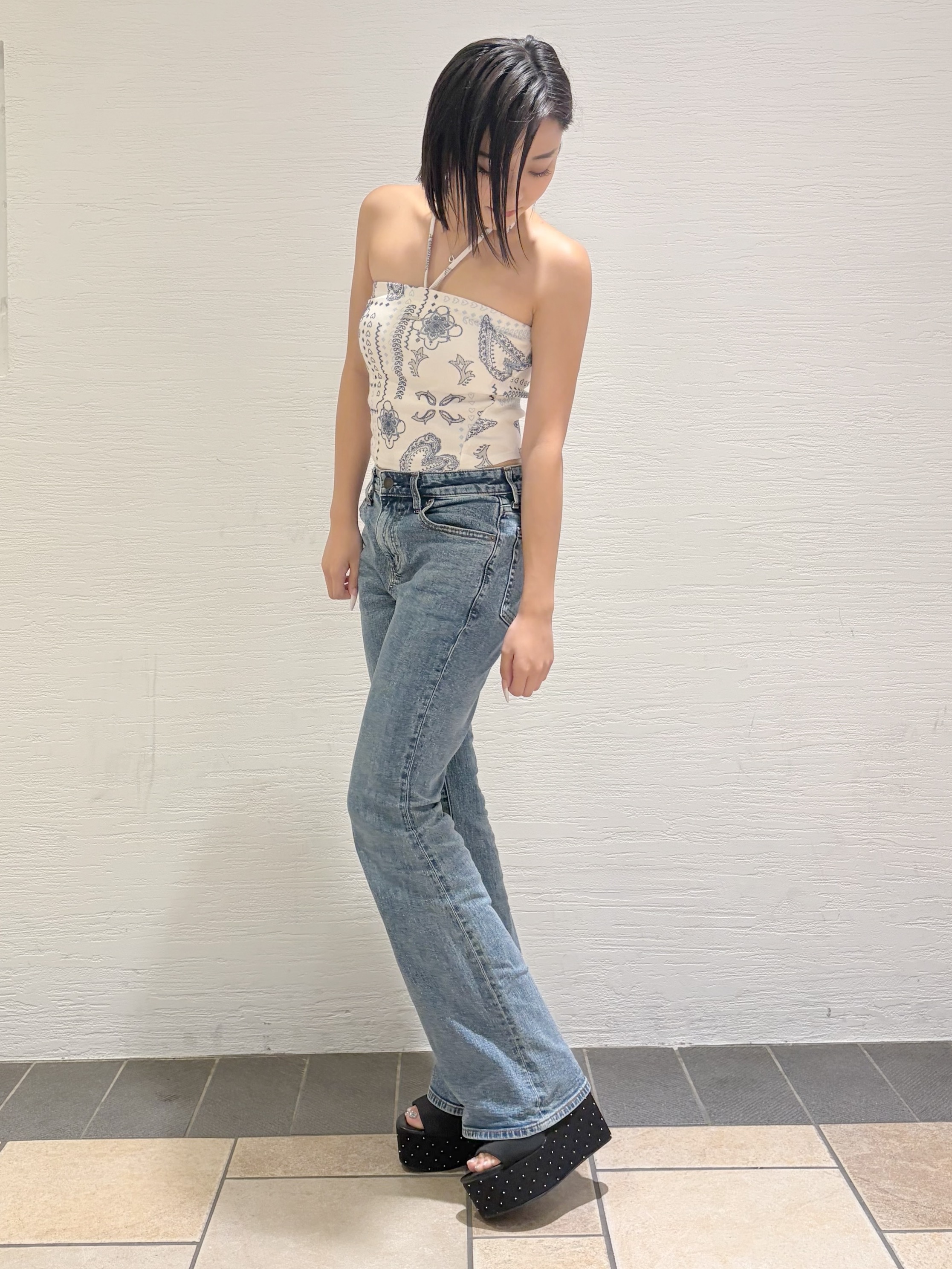 Maoさんの「ESPERANZA｜ラインストーンウエッジミュール」を使ったコーディネート