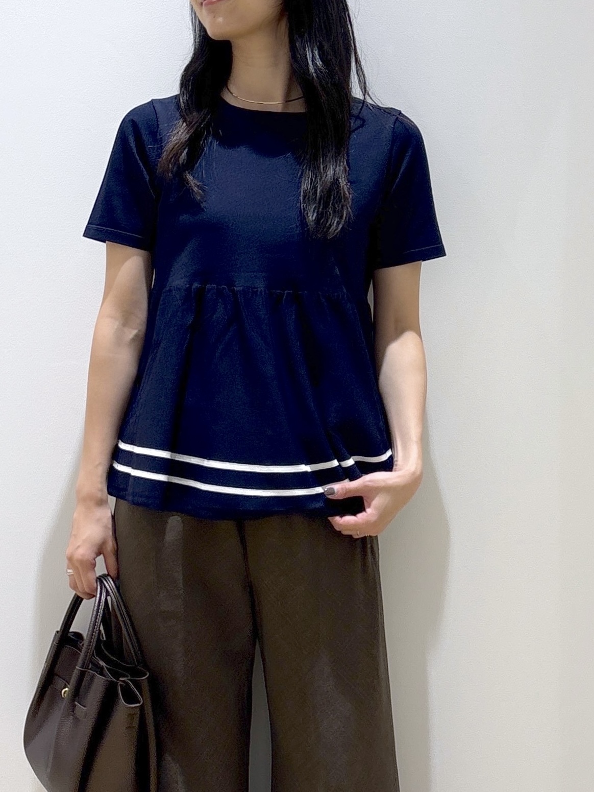 sachikoさんの「OPAQUE.CLIP｜【UVケア】裾ラインペプラムニット《洗濯機OK》」を使ったコーディネート