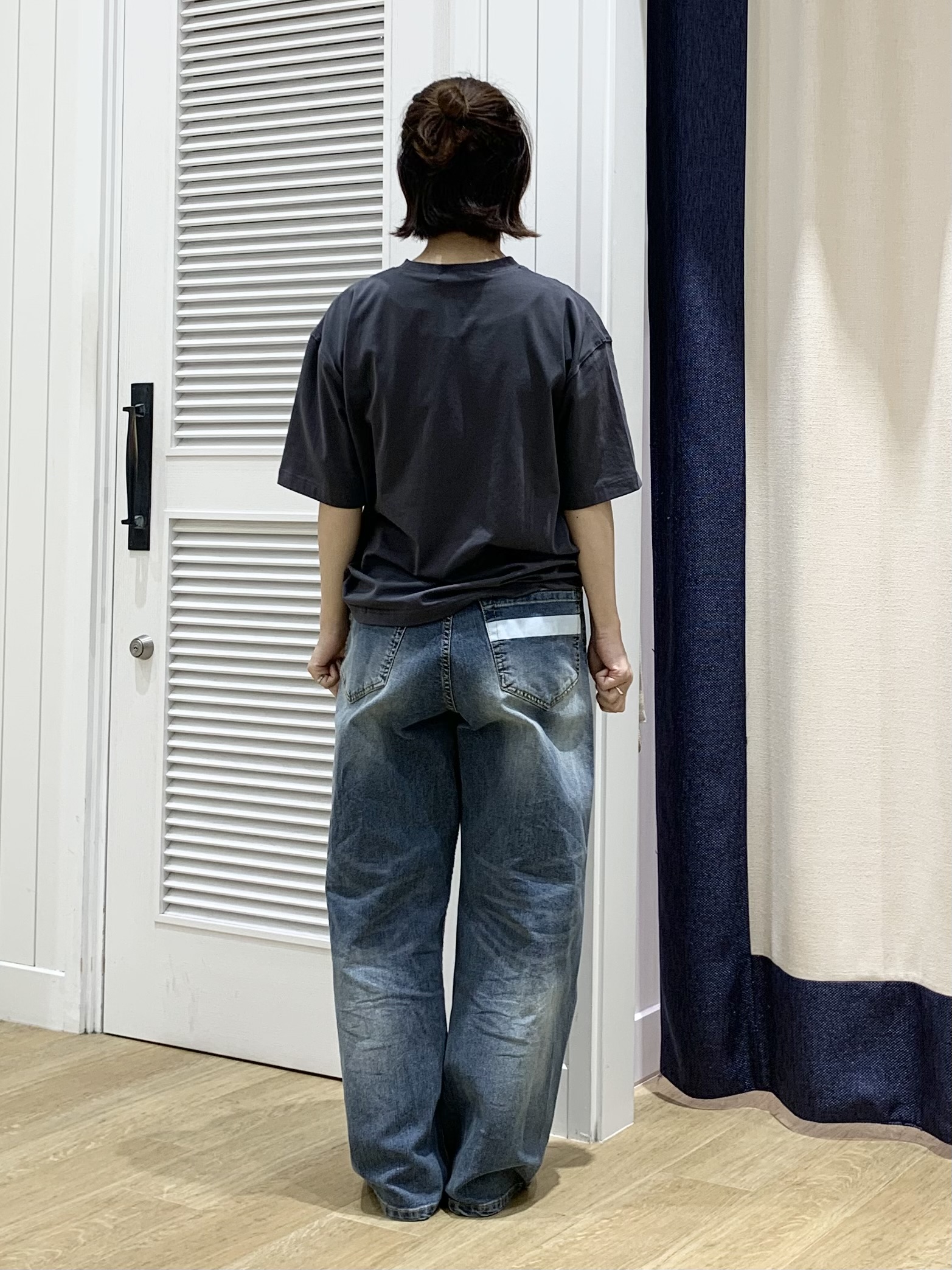 IMARIさんの「Dessin｜グラフィックデザイン Tシャツ」を使ったコーディネート