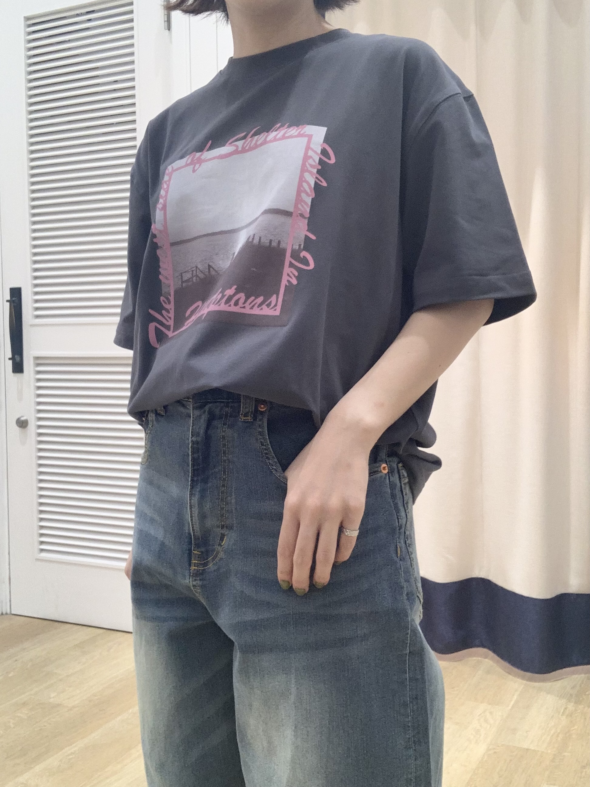 IMARIさんの「Dessin｜グラフィックデザイン Tシャツ」を使ったコーディネート