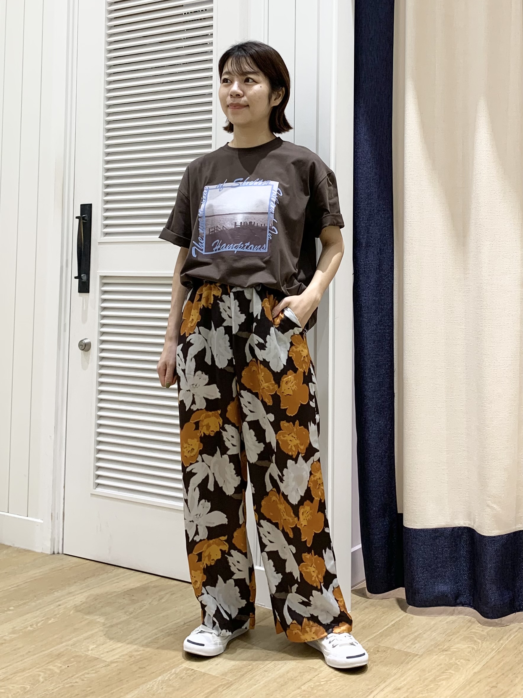 IMARIさんの「Dessin｜グラフィックデザイン Tシャツ」を使ったコーディネート