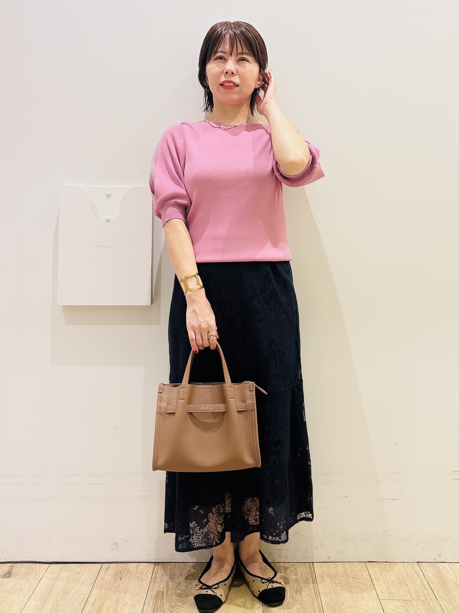 YUKOさんの「index｜【接触冷感】クールタッチラップスリーブニット《UVケア／洗濯機OK／XS～3L／9col》」を使ったコーディネート
