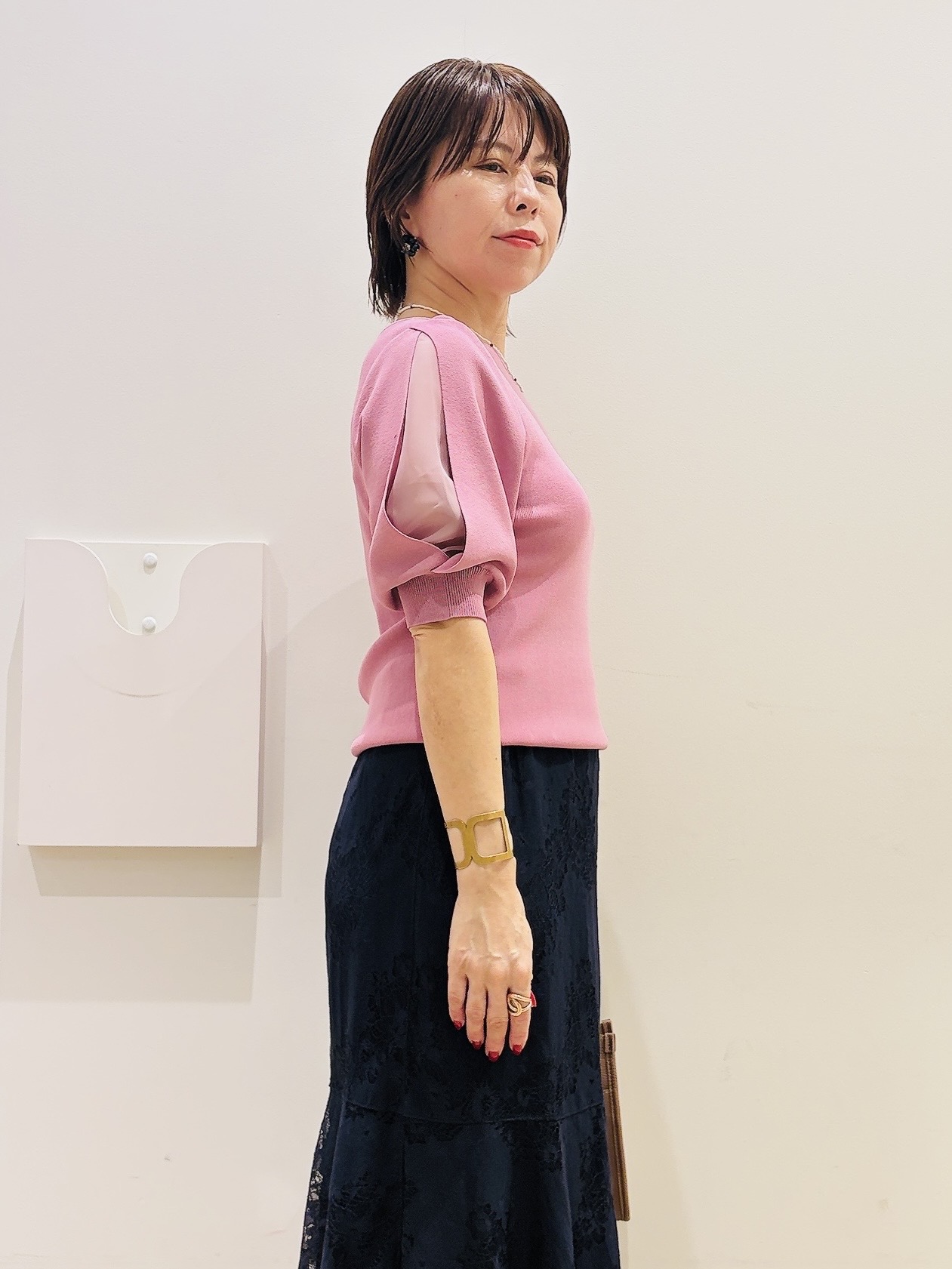 YUKOさんの「index｜【接触冷感】クールタッチラップスリーブニット《UVケア／洗濯機OK／XS～3L／9col》」を使ったコーディネート