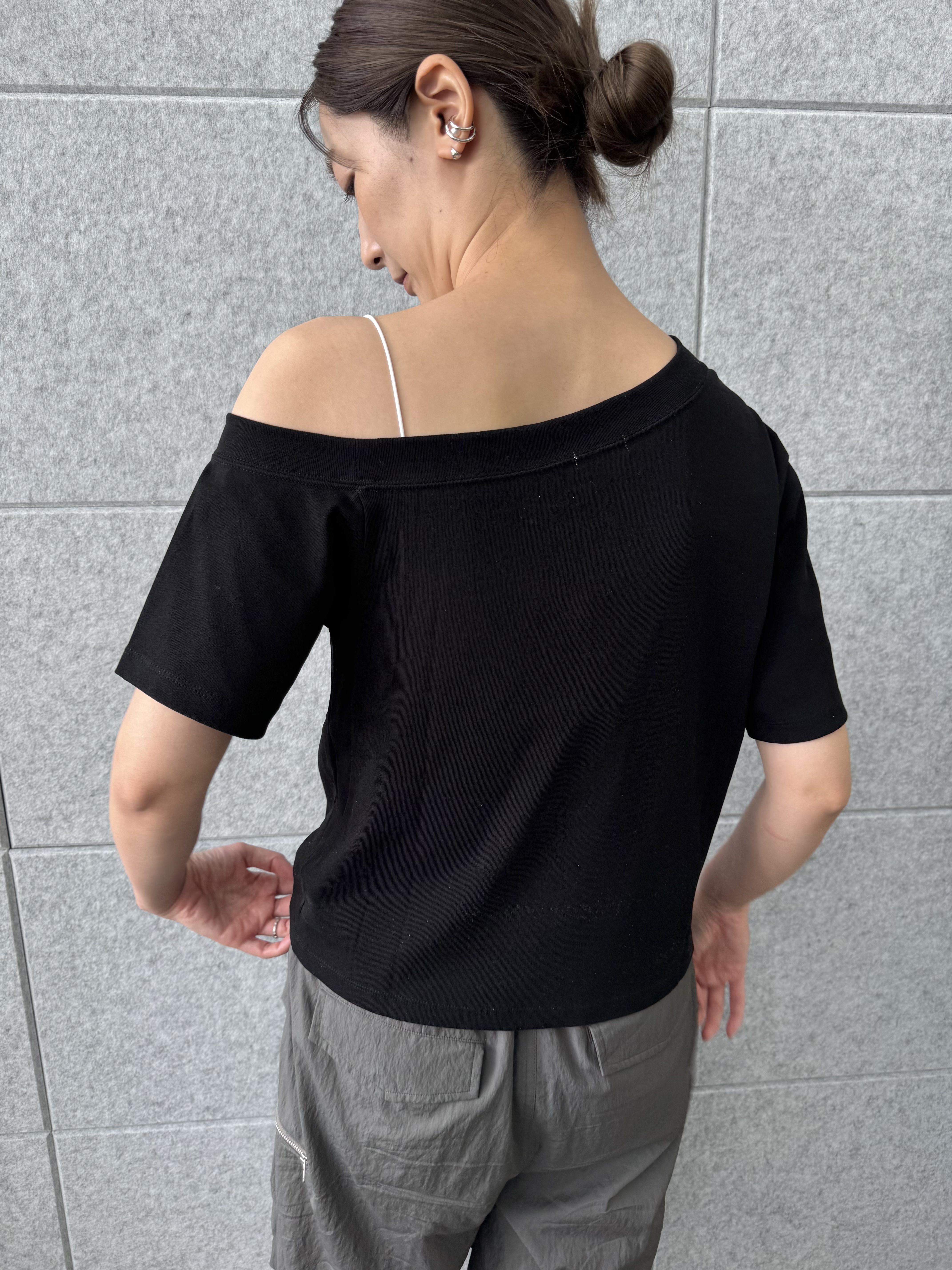 uchi__yamaさんの「CODE A｜PROTAGONISTA｜asymmetry tee」を使ったコーディネート
