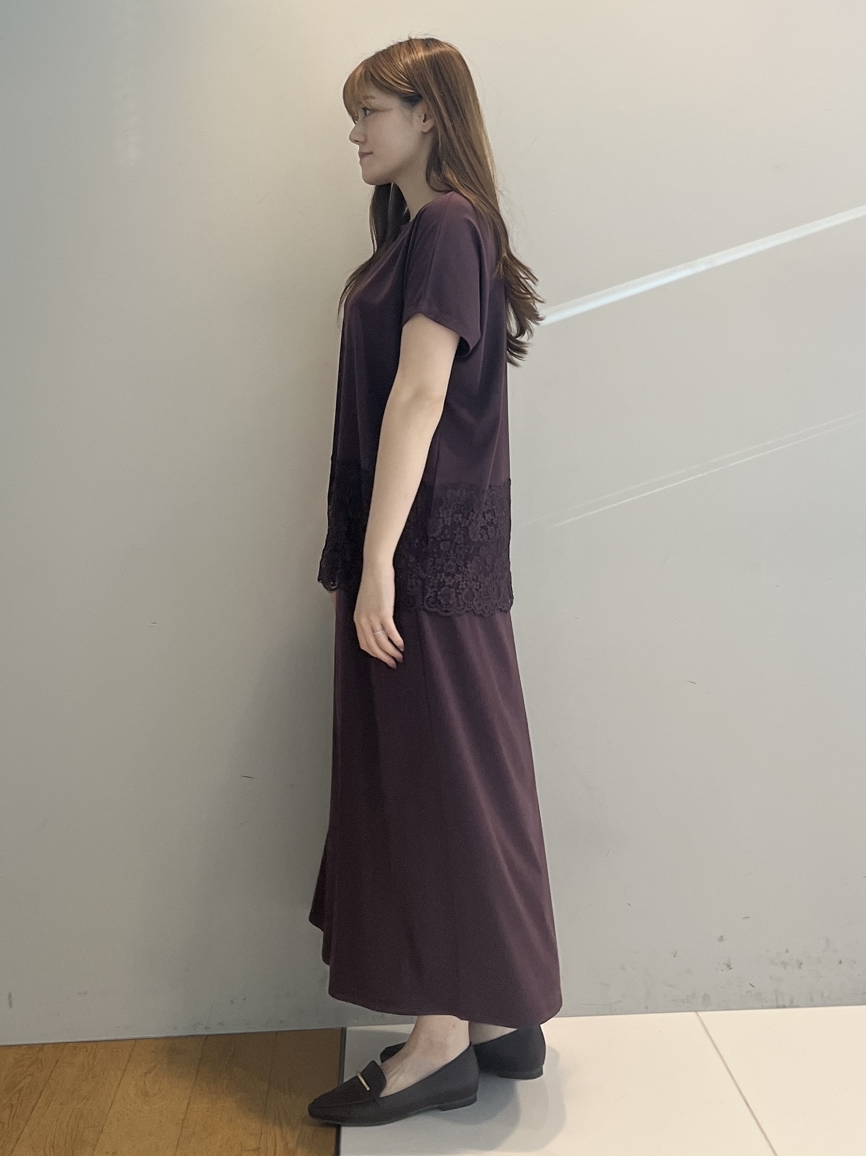 sayaさんの「grove｜【持続冷感/SET UP可】ひんやりポンチシリーズ／裾レースドルマンカットソー」を使ったコーディネート