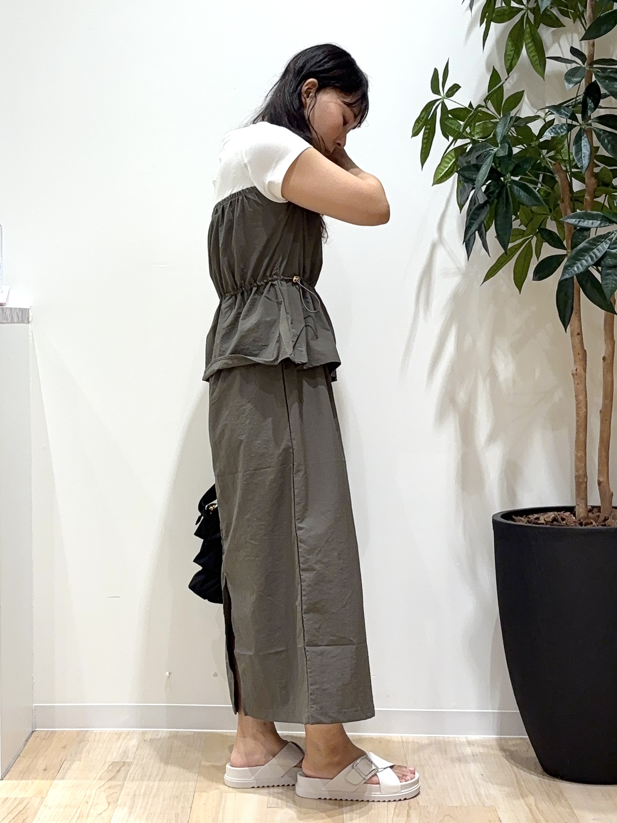 miraiさんの「grove｜【低身長さんも選べる着丈・洗濯機◎】1枚で旬顔！Tシャツドッキングドロストワンピース」を使ったコーディネート