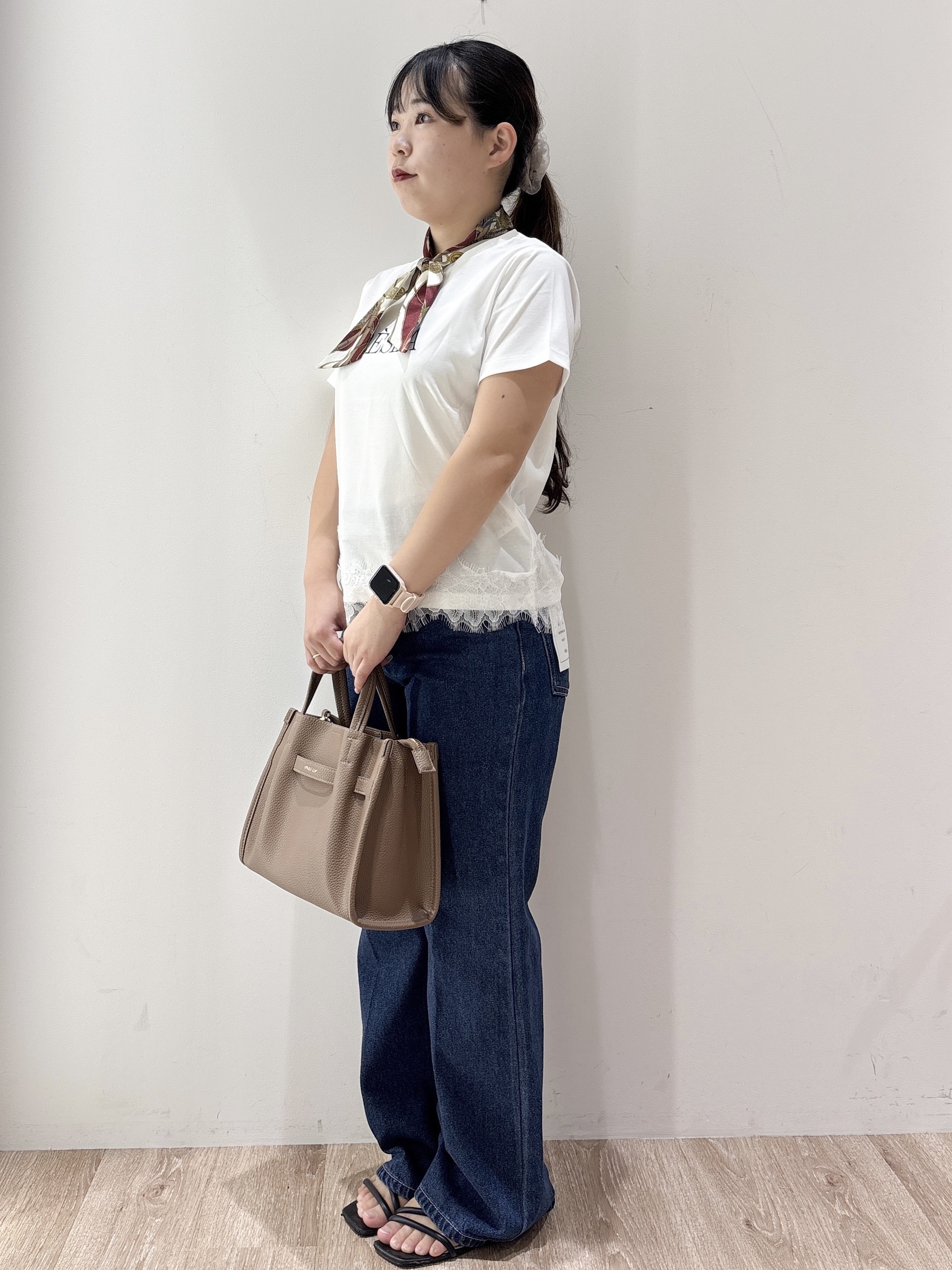 hinachiさんの「OPAQUE.CLIP｜【接触冷感／UVケア】裾レースロゴTシャツ《洗濯機OK／S-3L》」を使ったコーディネート
