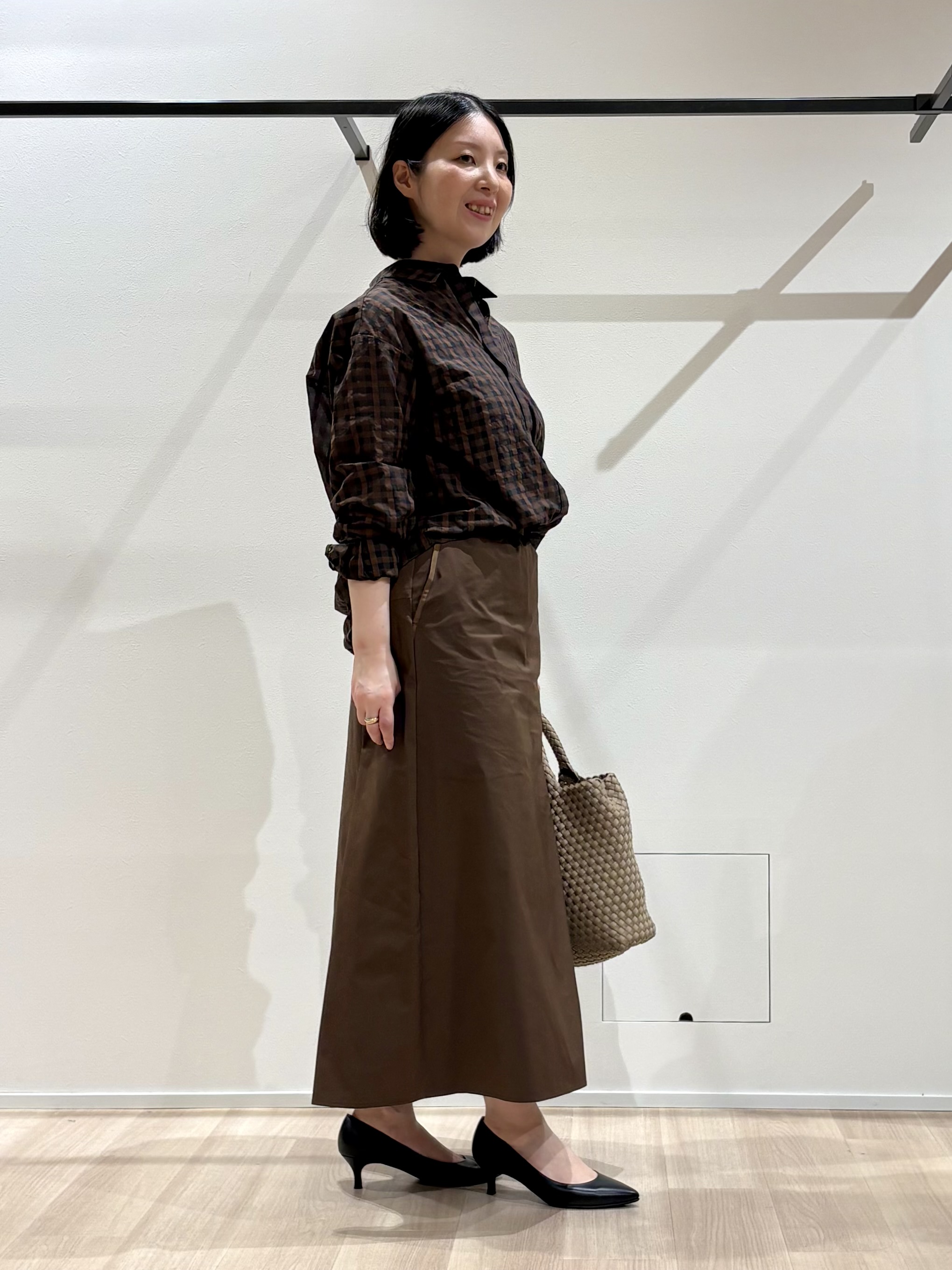 yさんの「UNTITLED｜シアーチェックシャツブラウス」を使ったコーディネート