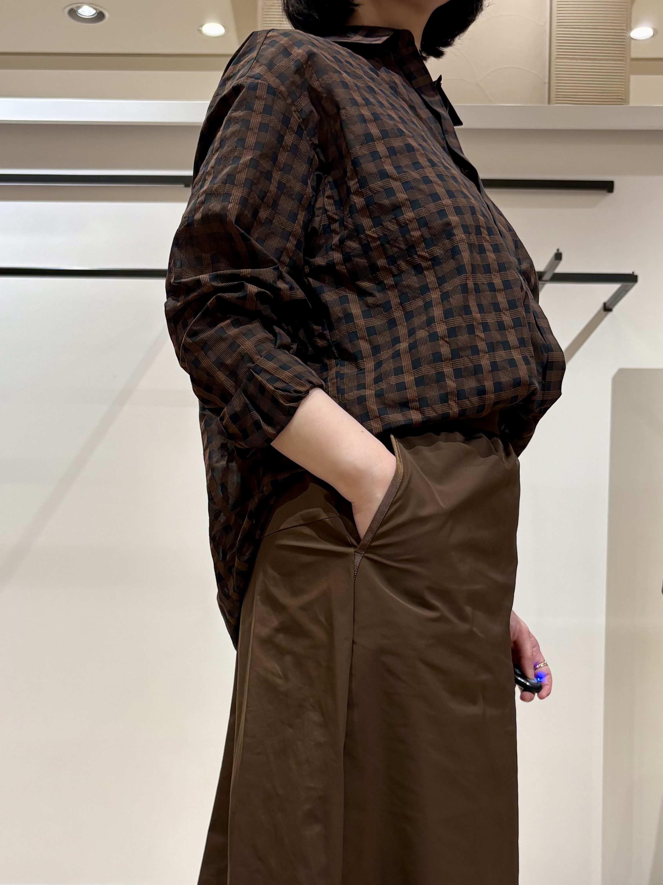 yさんの「UNTITLED｜シアーチェックシャツブラウス」を使ったコーディネート