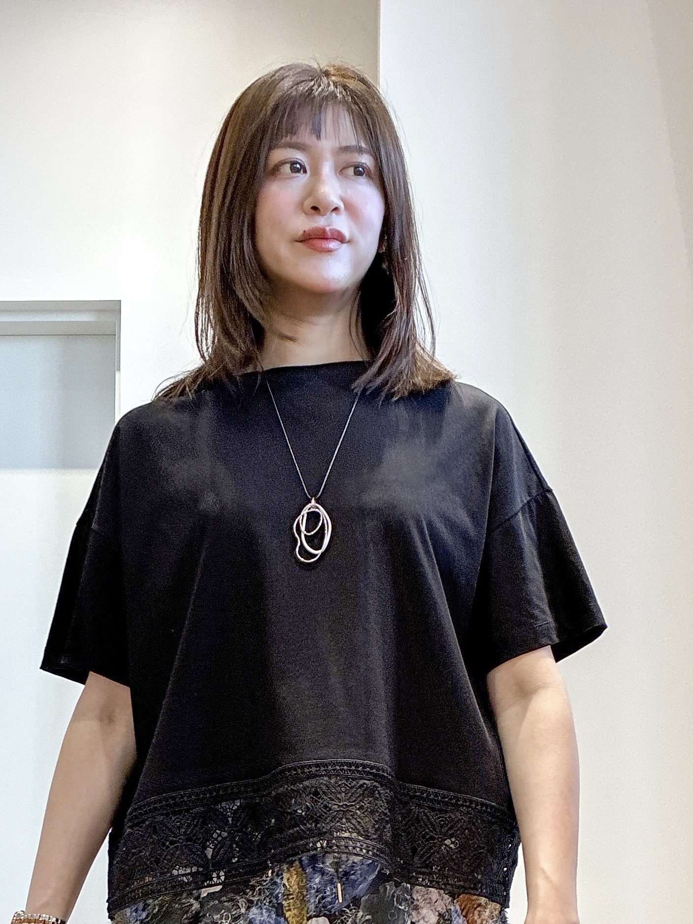 もんちゃんさんの「OPAQUE.CLIP｜裾レースカットソー【洗濯機OK】」を使ったコーディネート
