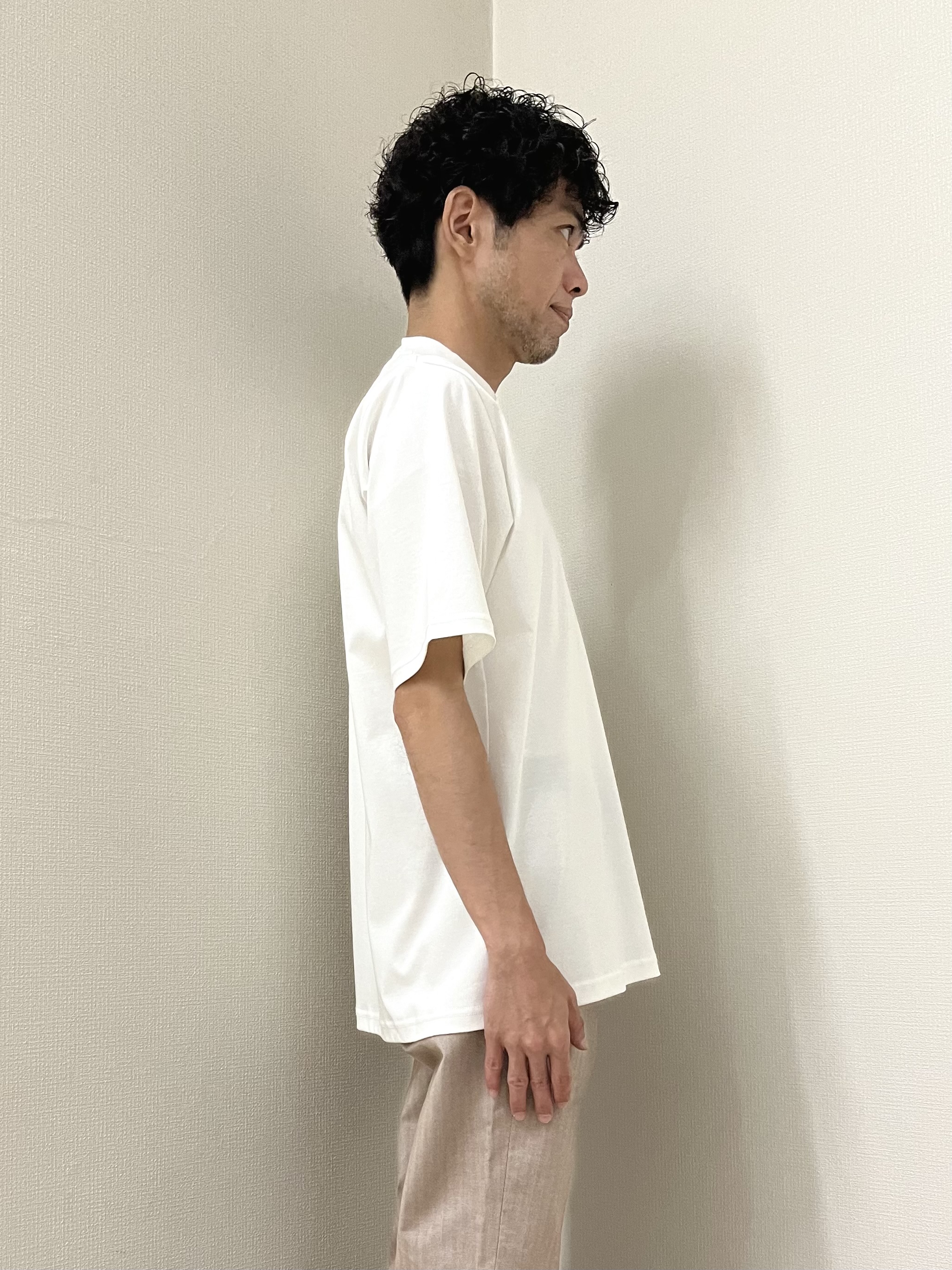 URAさんの「TAKEO KIKUCHI｜リップル小花シャツ」を使ったコーディネート