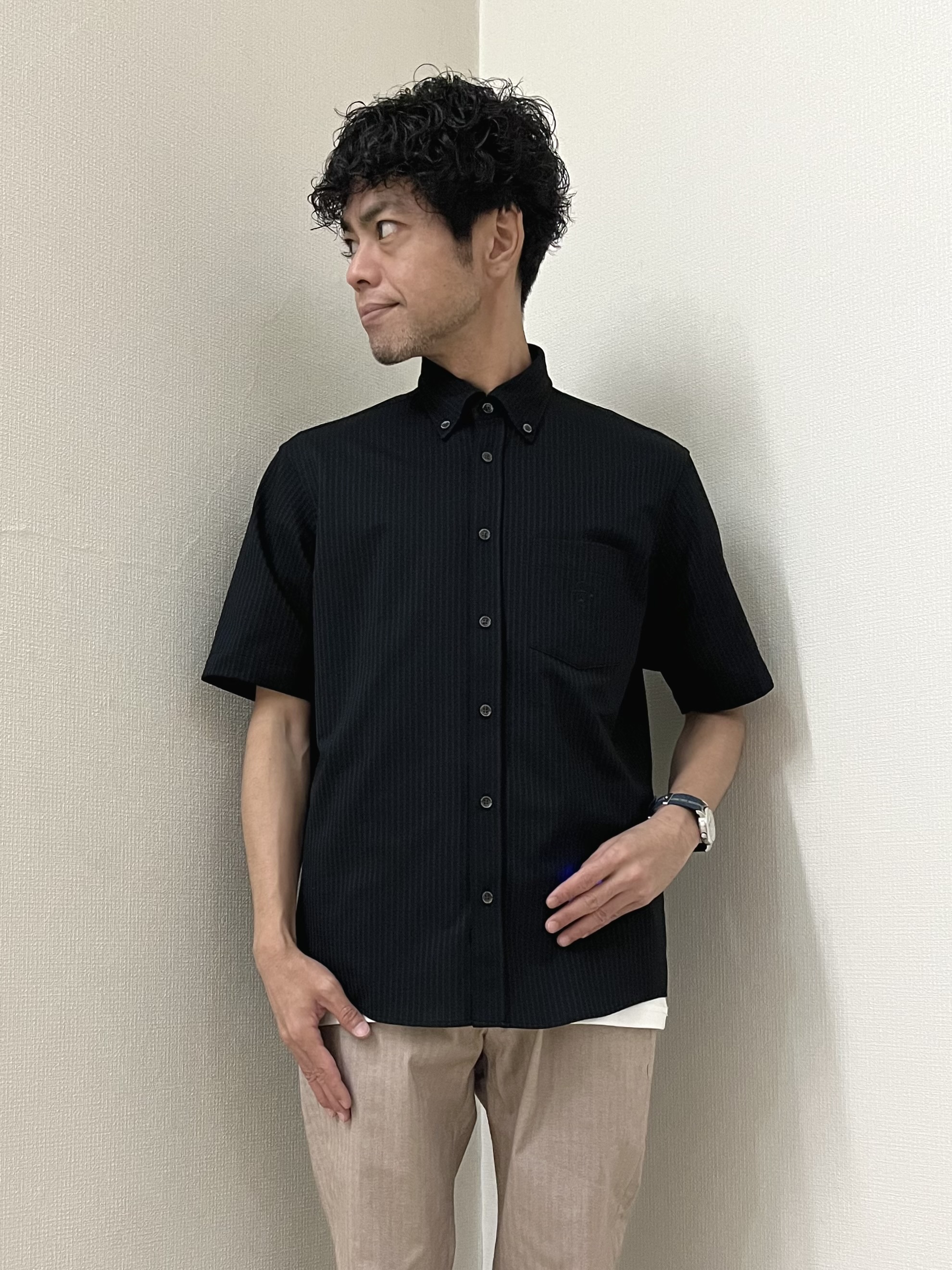 URAさんの「TAKEO KIKUCHI｜【接触冷感】ジャージストライプ シャツ」を使ったコーディネート