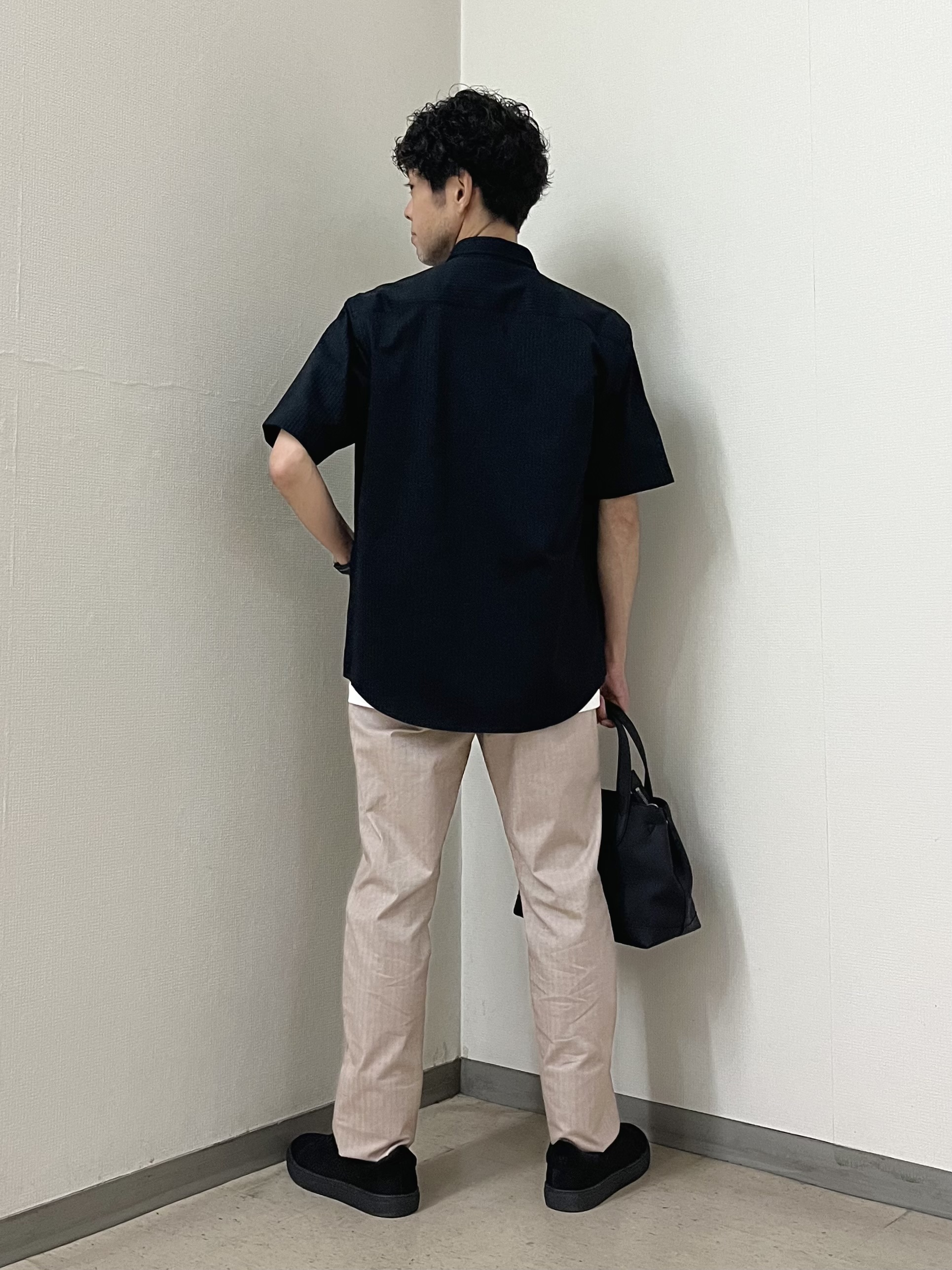 URAさんの「TAKEO KIKUCHI｜【接触冷感】ジャージストライプ シャツ」を使ったコーディネート