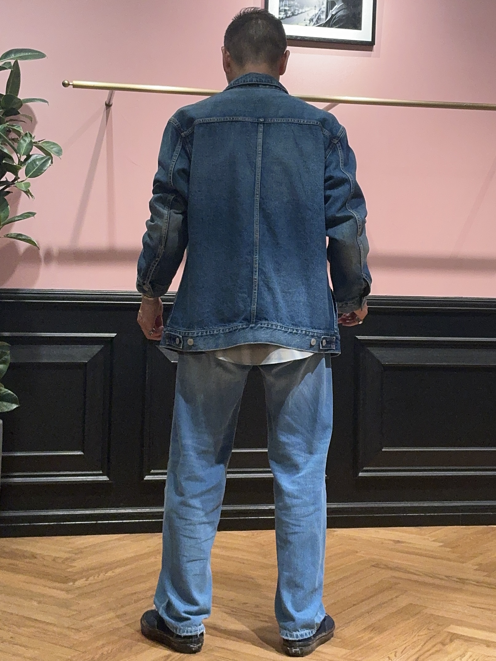 torigoeさんの「DRESSTERIOR｜ファーストモデル ユーズドデニムGジャン」を使ったコーディネート