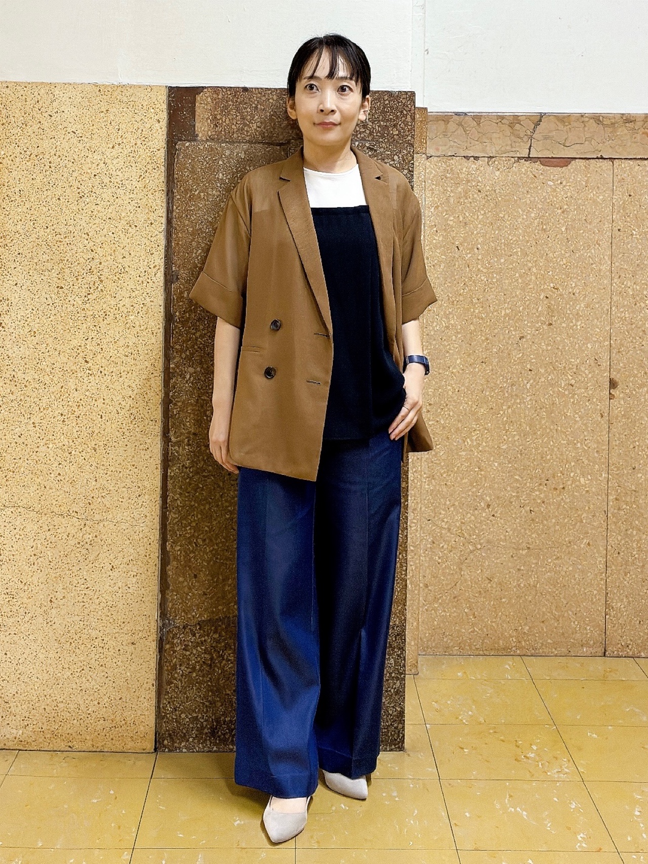 hattoriさんの「INDIVI｜【洗える／メッシュ素材／SETUP可能】半袖シアージャケット」を使ったコーディネート