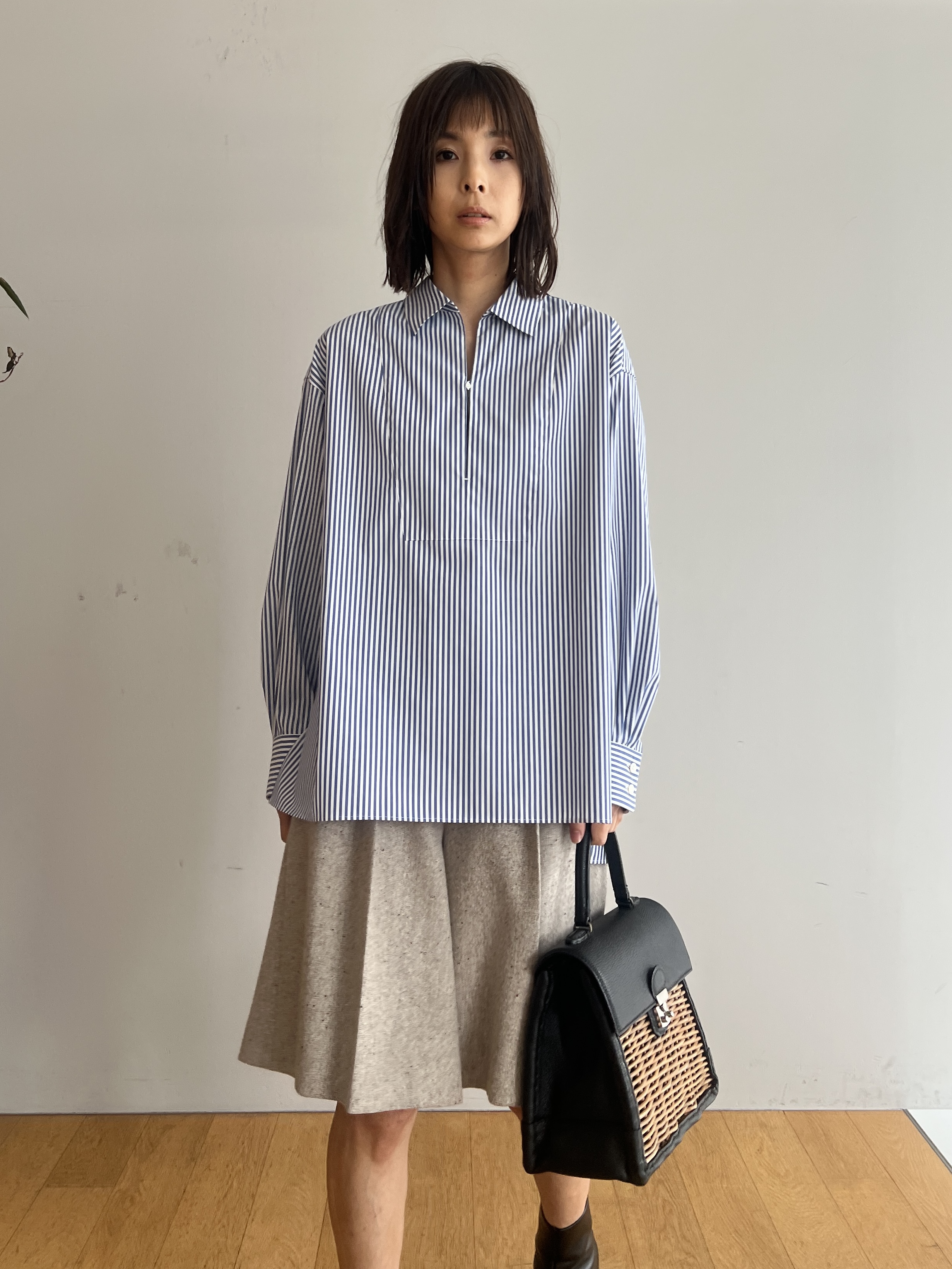 misaさんの「DRESSTERIOR｜【接触冷感/UVカット/着回し】スキッパーブラウス」を使ったコーディネート
