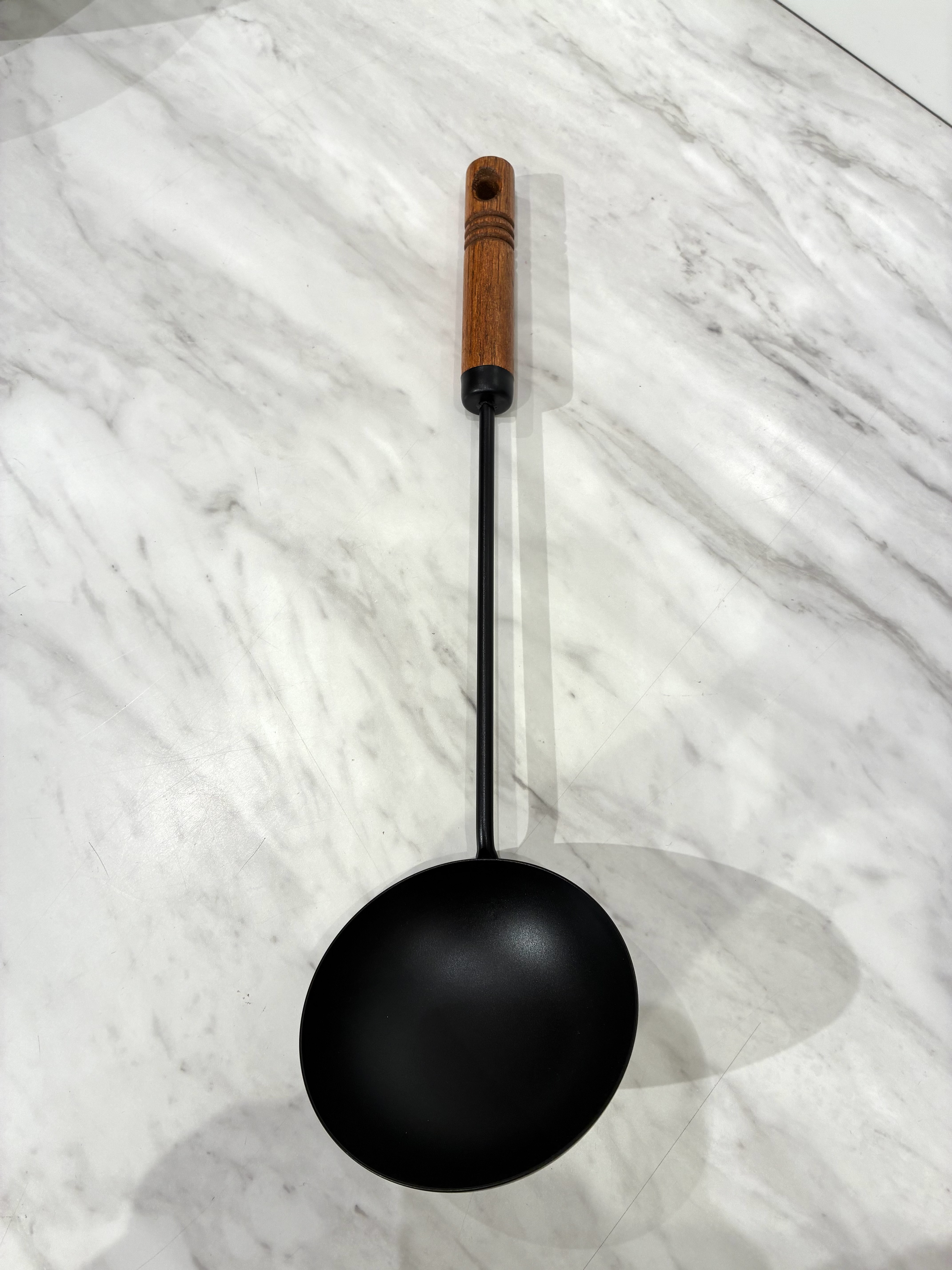 htm.さんの「212 KITCHEN STORE｜バーニスタ 鉄製いため鍋28cm お玉付」を使ったコーディネート
