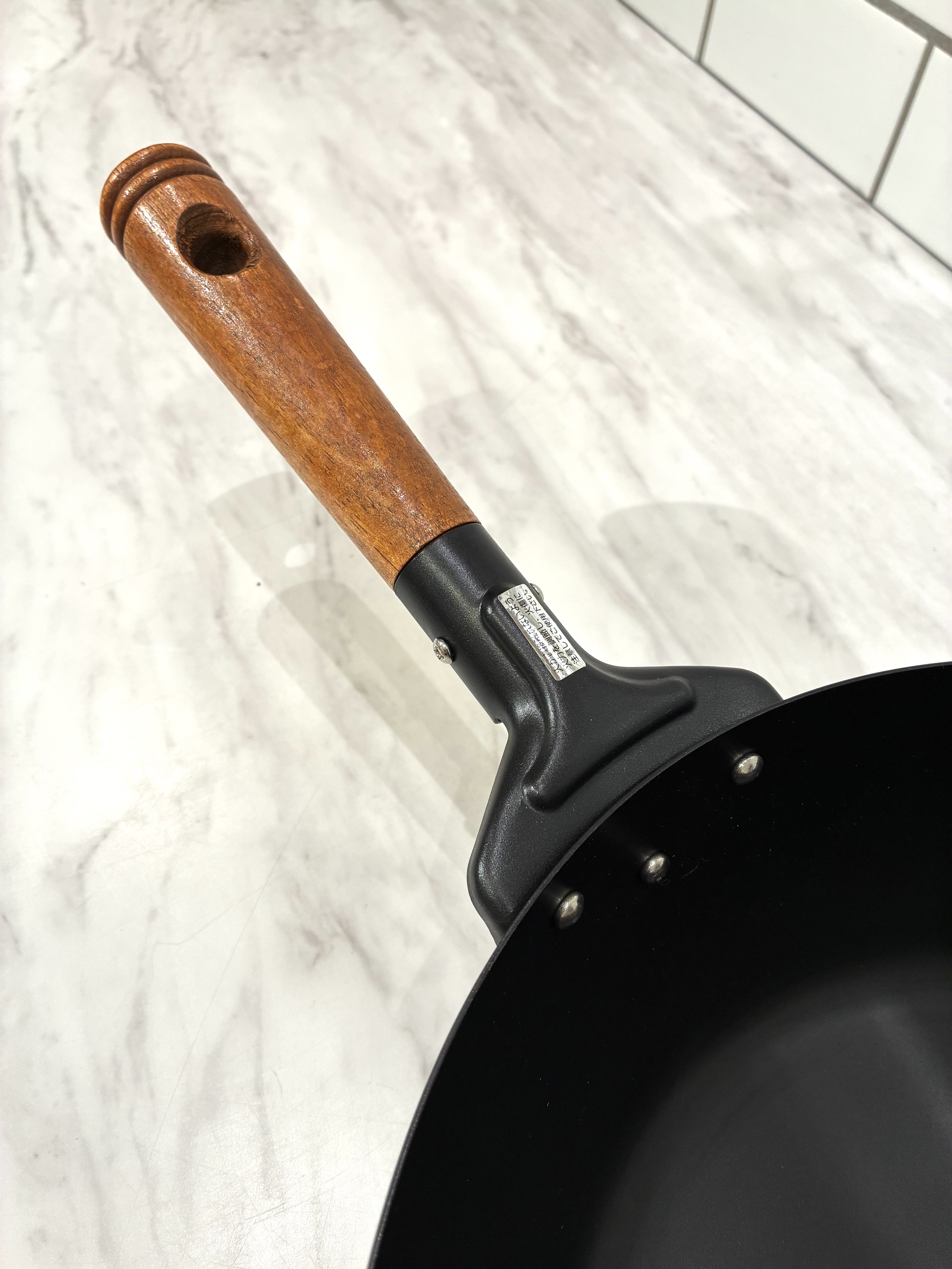 htm.さんの「212 KITCHEN STORE｜バーニスタ 鉄製いため鍋28cm お玉付」を使ったコーディネート
