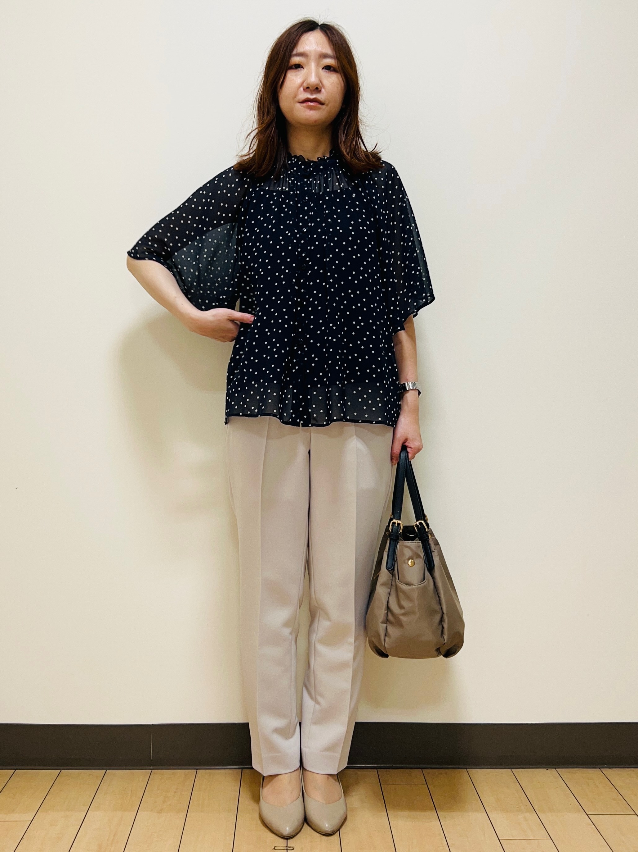 miiiさんの「Reflect｜【セットアップ／手洗い可】ドット柄シアーブラウス」を使ったコーディネート
